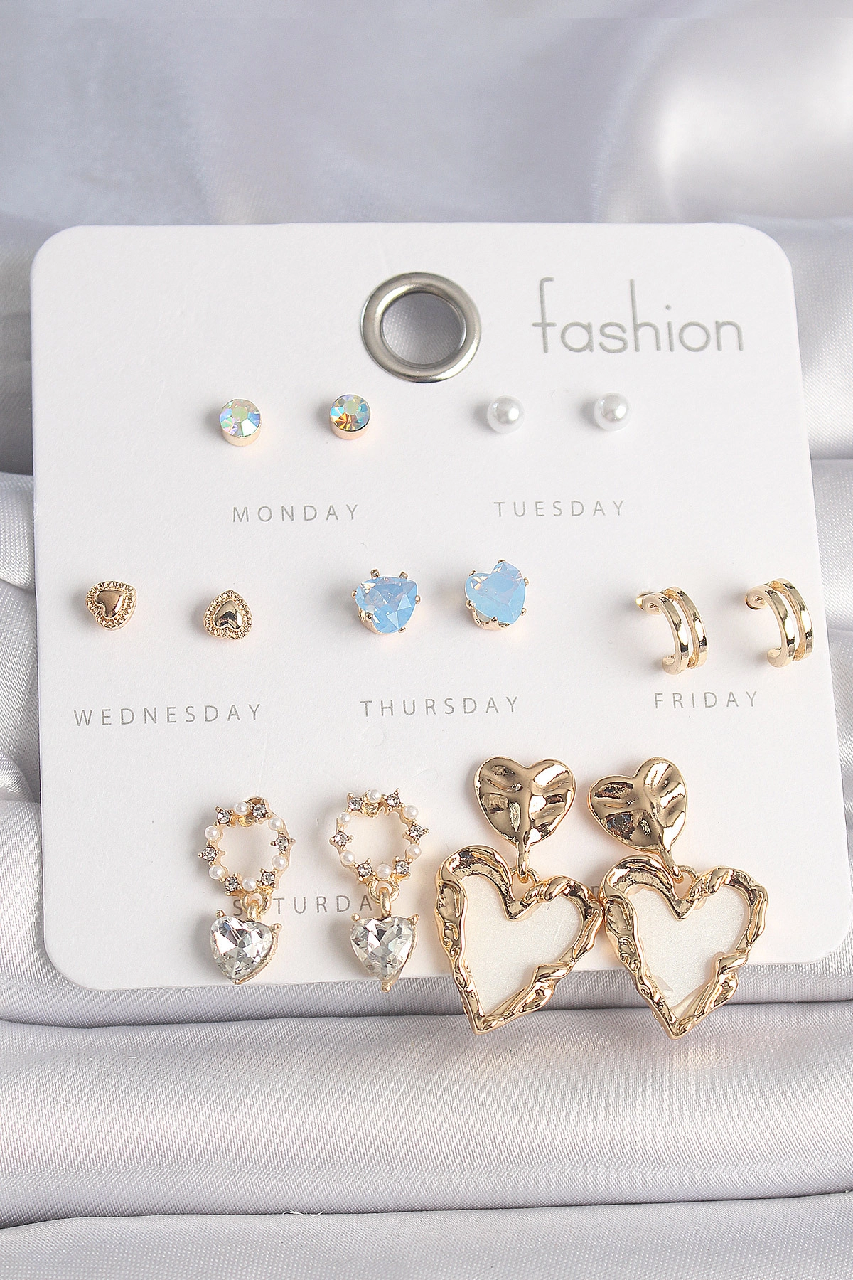 Pirinç Gold Renk Zirkon Taşlı Sallantı Beyaz Sedefli Kalp Model 7 Çift Kadın Küpe Seti-0