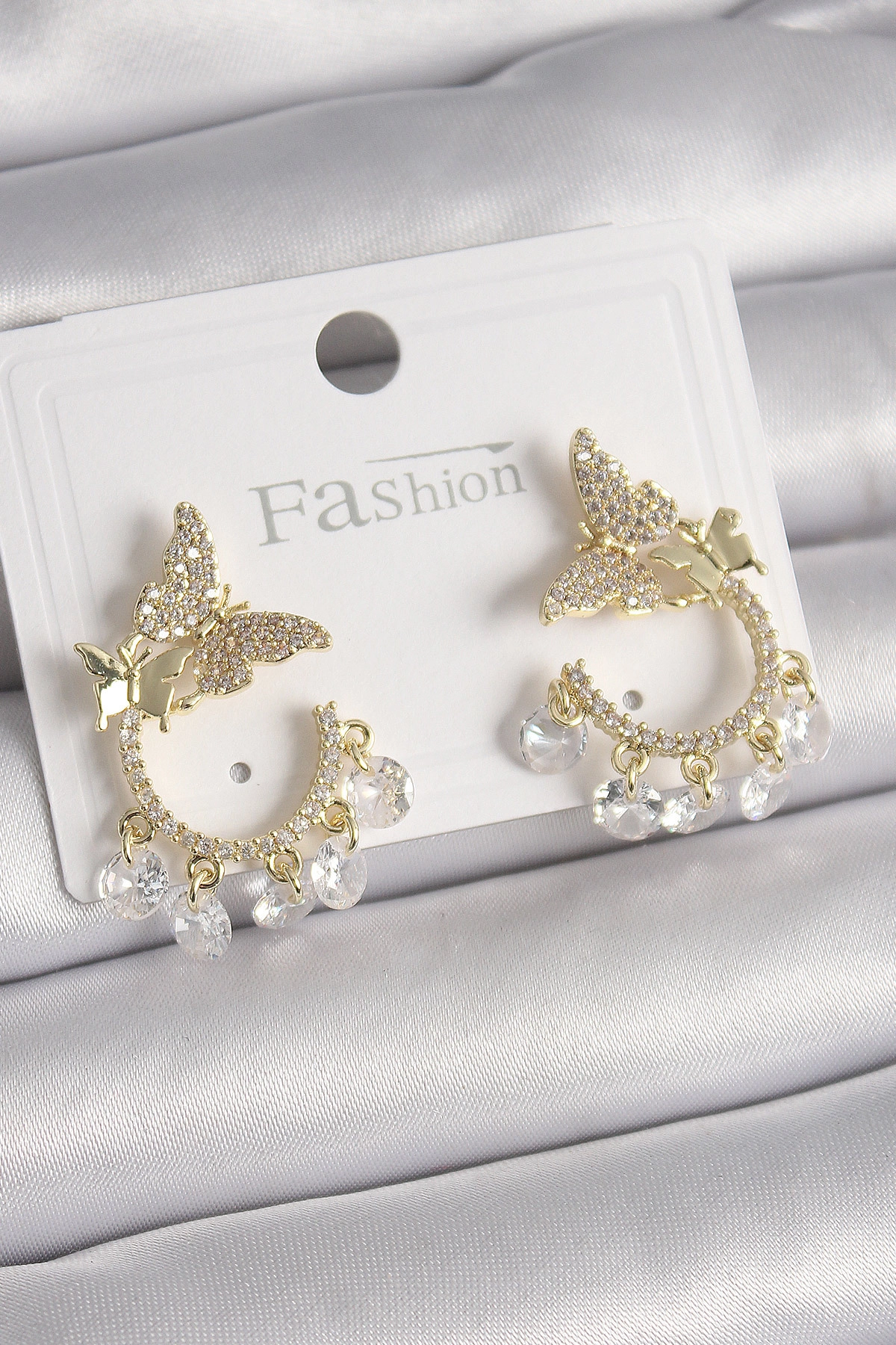 Pirinç Gold Renk Zirkon Taşlı Sallantı Detay Kelebek Model Kadın Küpe-0