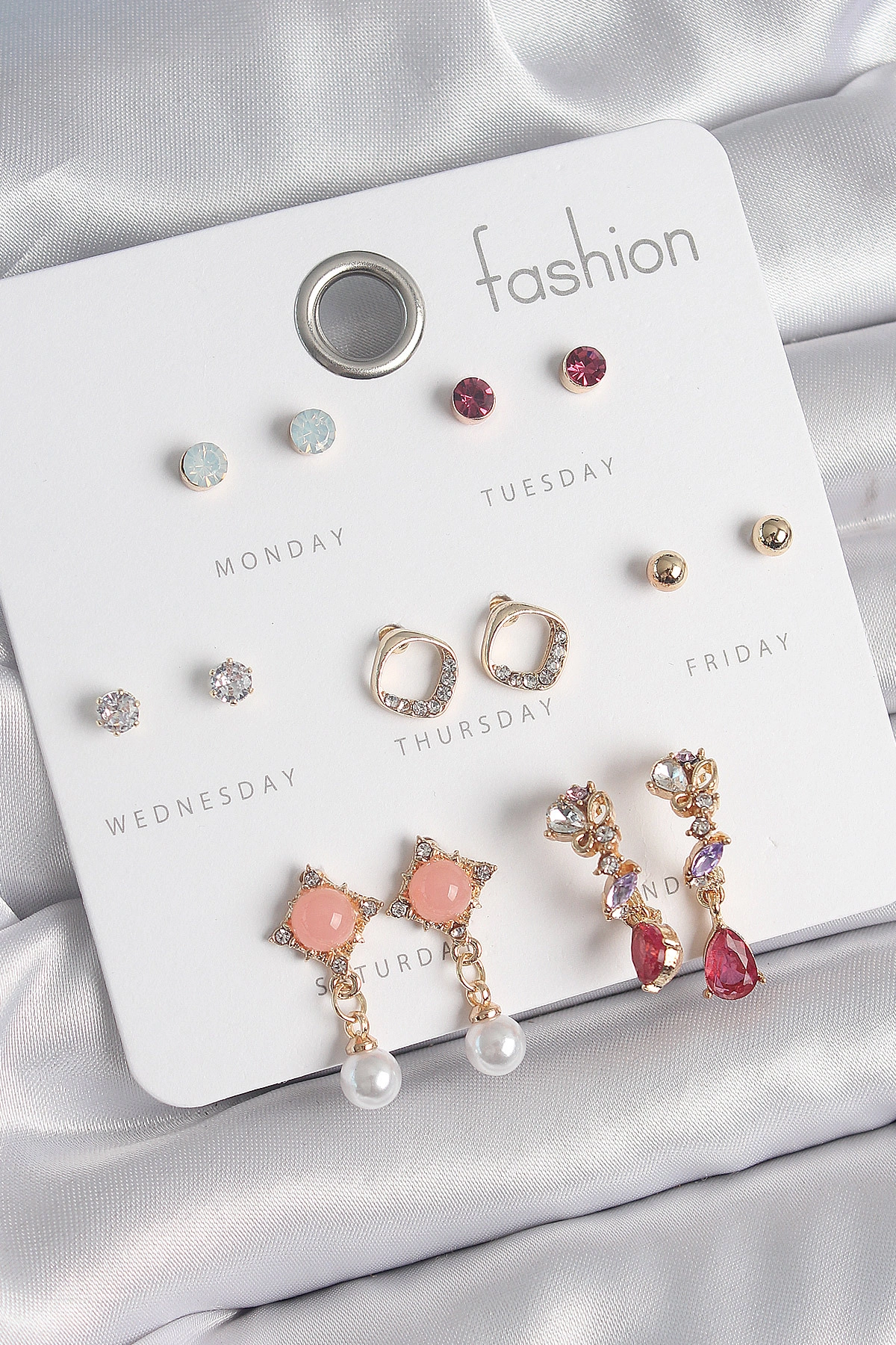 Pirinç Gold Renk Zirkon Taşlı Sallantı İnci Detay 7 Çift Kadın Küpe-0