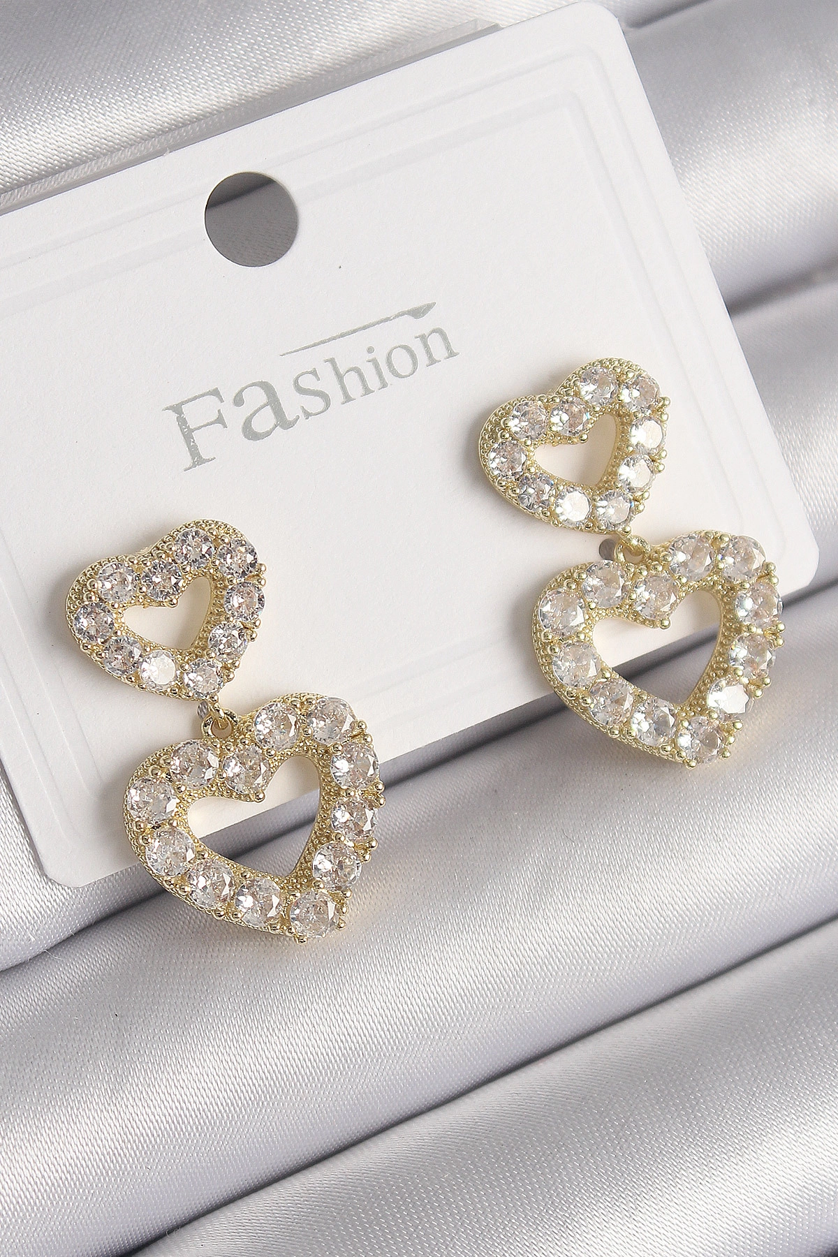 Pirinç Gold Renk Zirkon Taşlı Sallantı Kalp Model Kadın Küpe-0