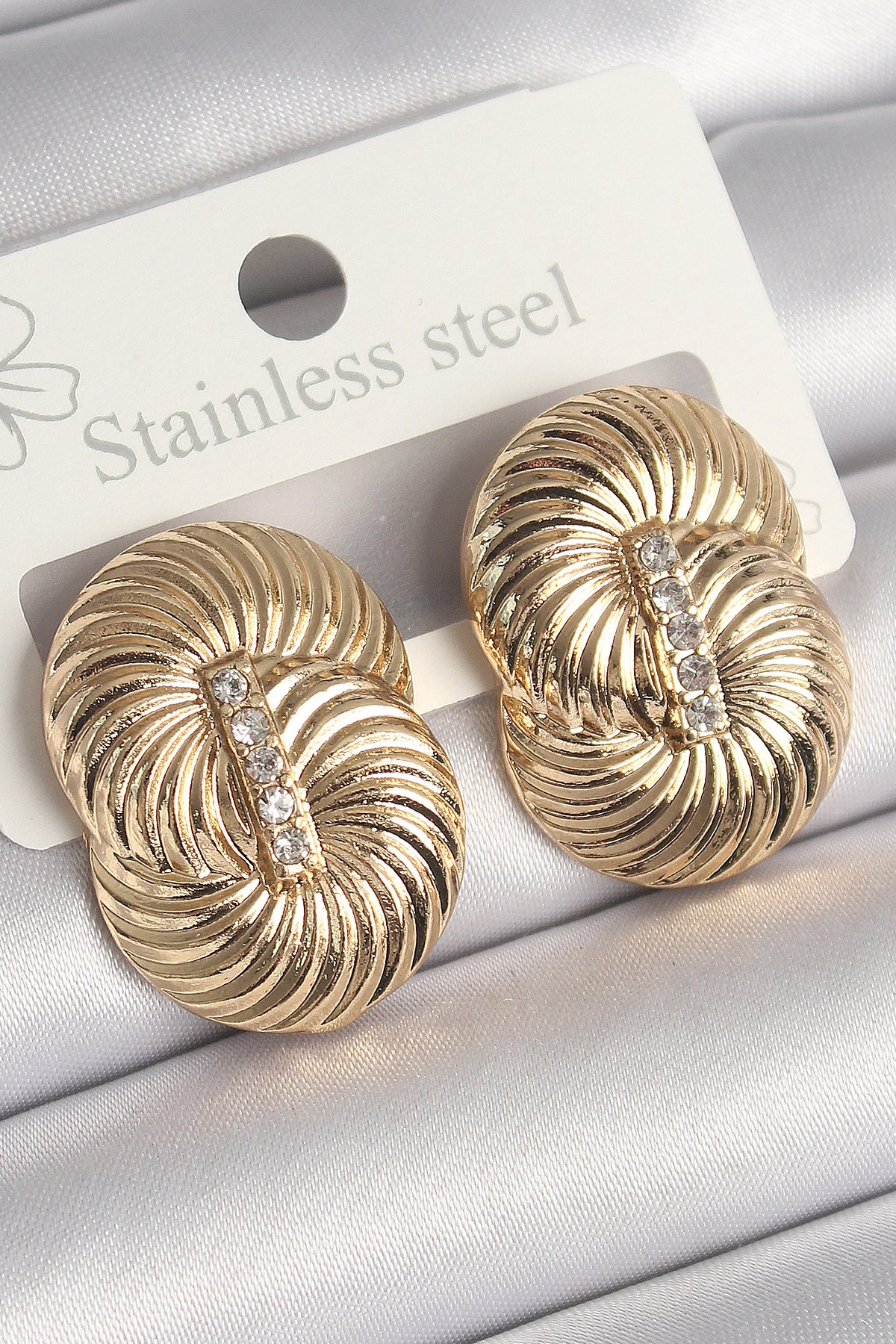 Pirinç Gold Renk Zirkon Taşlı Sarmal Model Kadın Küpe-0