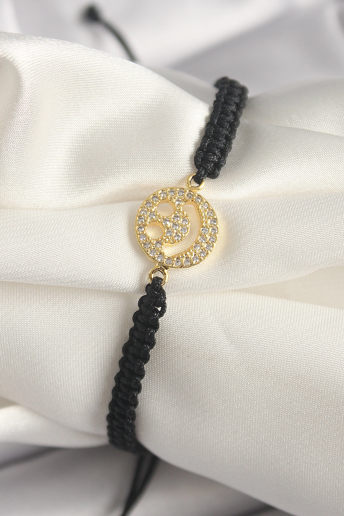 Pirinç Gold Renk Zirkon Taşlı Taç Figür Asansörlü Makrome Model Kadın Bileklik-0