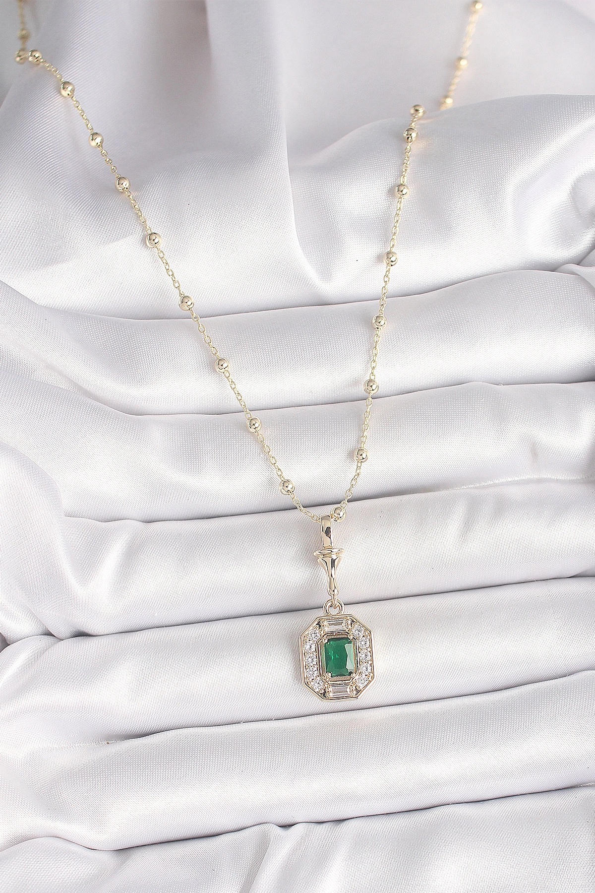 Pirinç Gold Renk Zirkon Taşlı Topçuk Zincir Serenay Model Kadın Kolye-1