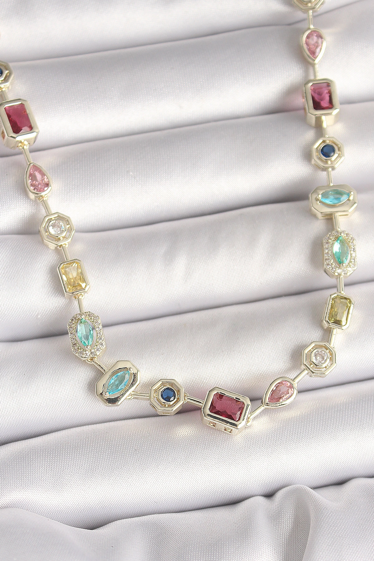 Pirinç Gold Renk Zirkon Taşlı VIP Seri Kadın Kolye-0