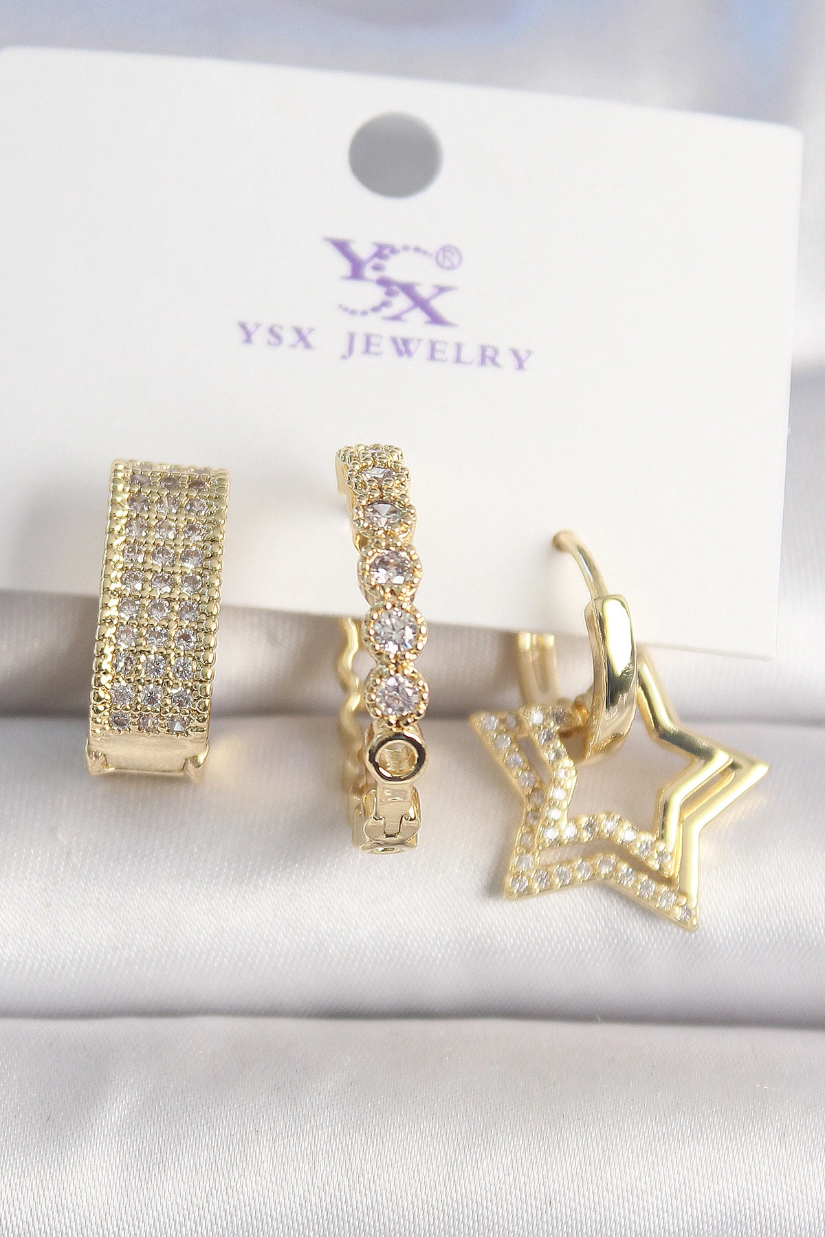 Pirinç Gold Renk Zirkon Taşlı Yıldız Figür Halka Model 3'Lü Kadın Kombin Küpe-0