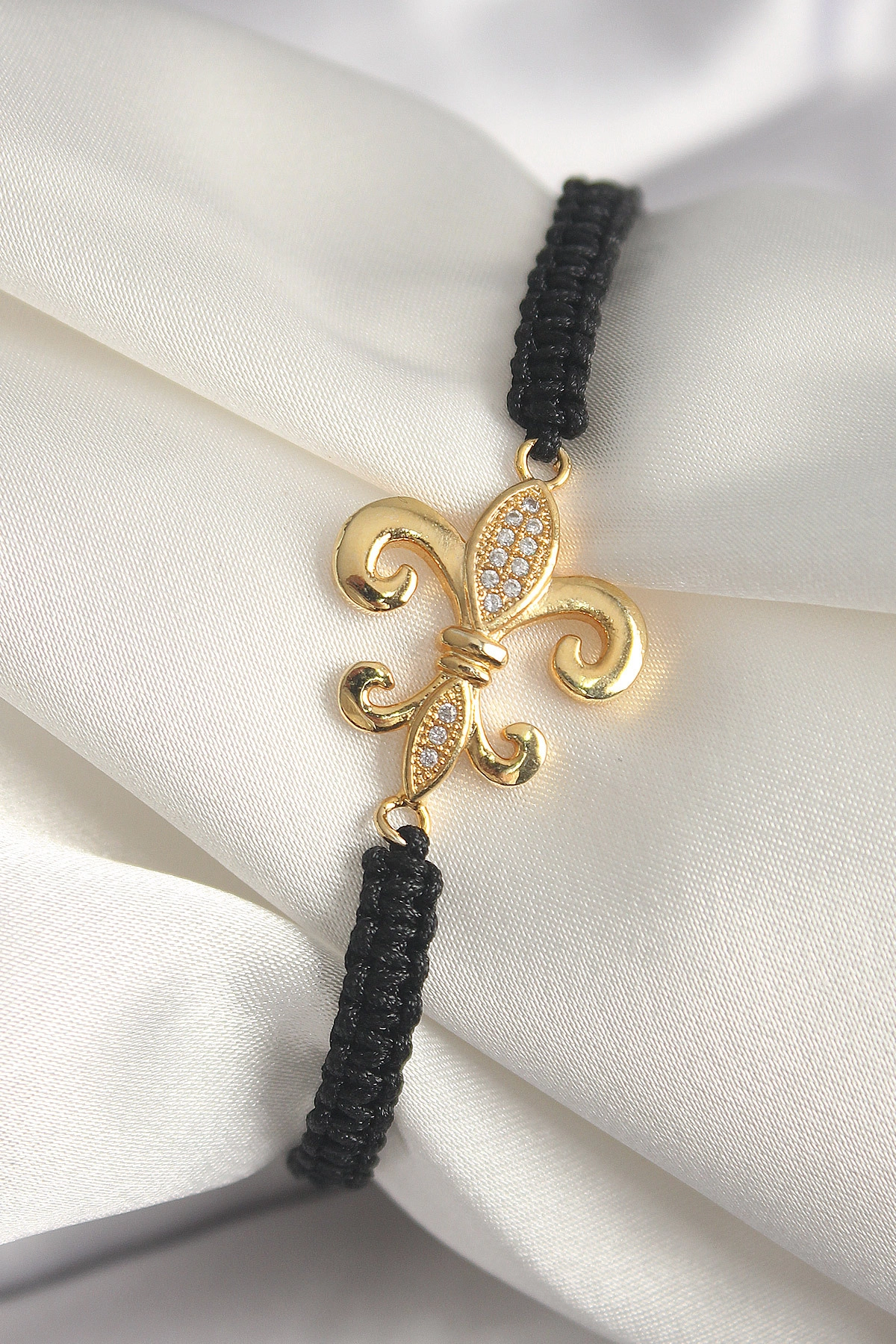 Pirinç Gold Renk Zirkon Taşlı Zambak Figür Asansörlü Makrome Model Kadın Bileklik-0