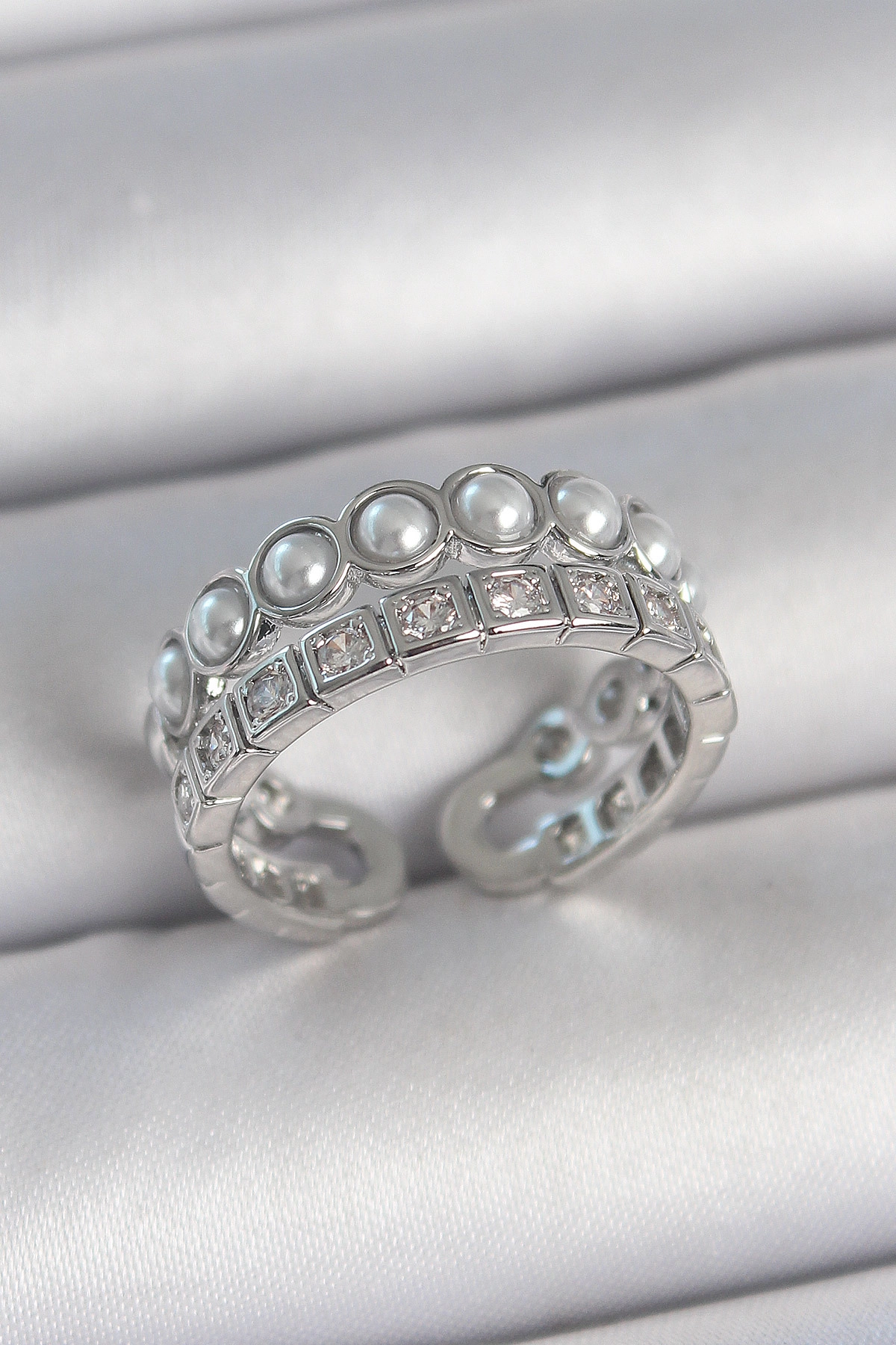 Pirinç Gümüş Renk 2'Li Sıra Zirkon Taşlı Ve İncili Ayarlanabilir Kadın Yüzük-0