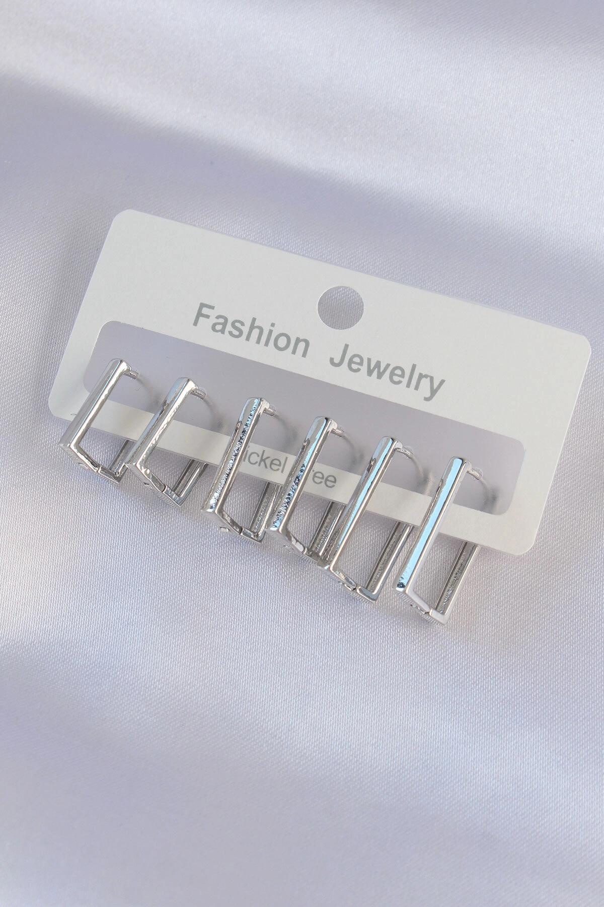 Pirinç Gümüş Renk Dikdörtgen Model Küpe Seti-0