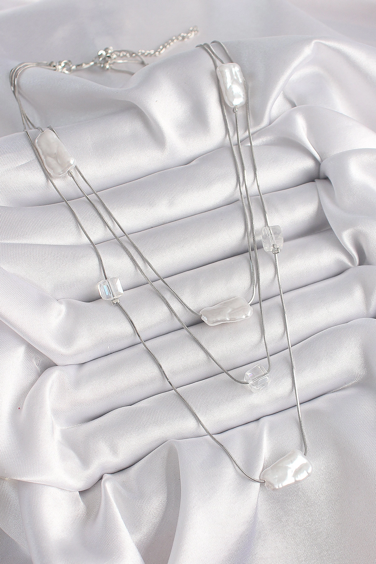 Pirinç Gümüş Renk Ezme İnci Model Çoklu Kadın Kolye-1