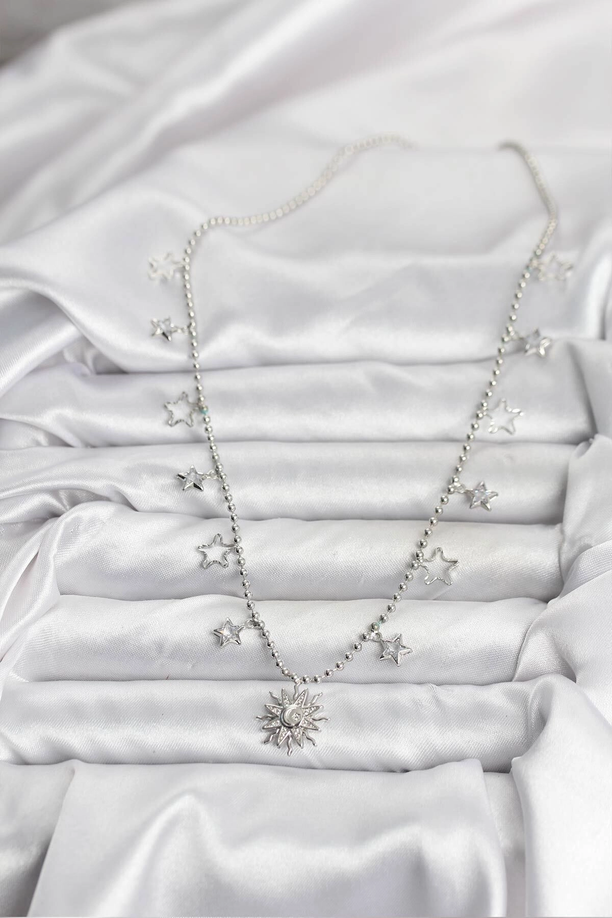 Pirinç Gümüş Renk Güneş Model Kadın Kolye-1