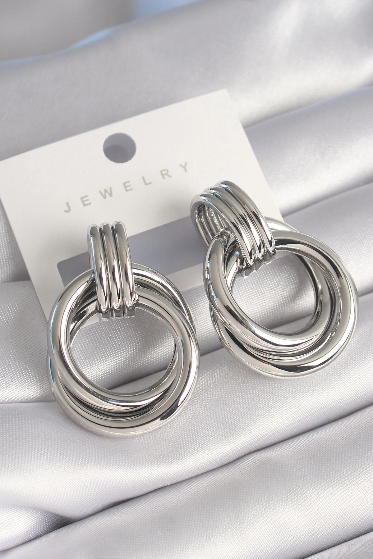 Pirinç Gümüş Renk Halka Model Kadın Küpe-0