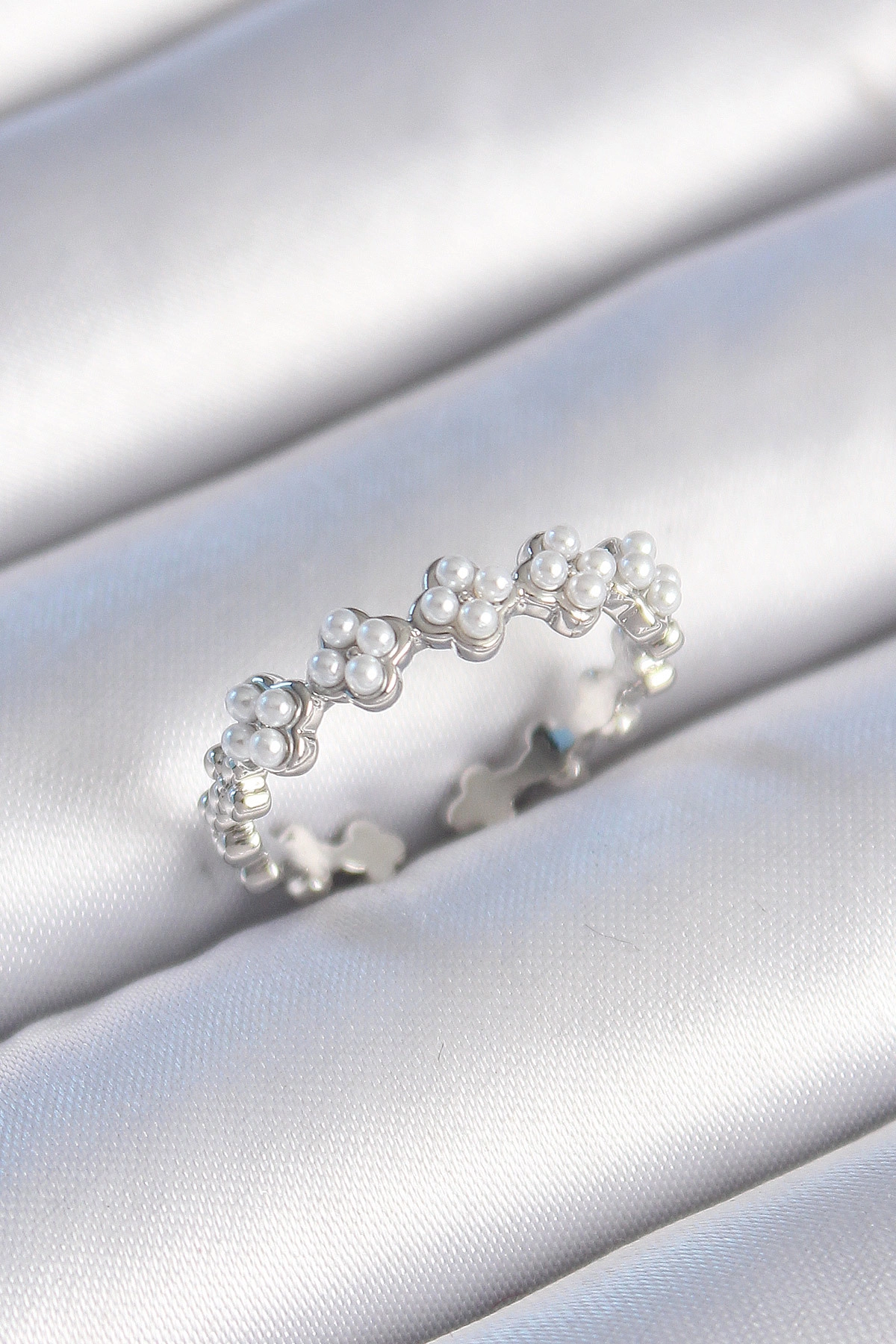 Pirinç Gümüş Renk İncili Yonca Model Kadın Yüzük-0