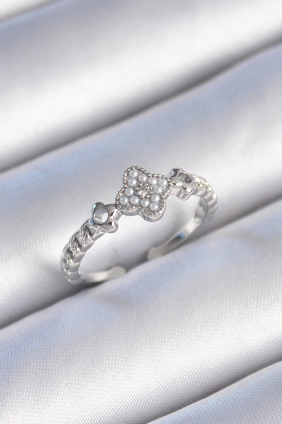 Pirinç Gümüş Renk İncili Yonca Model Zirkon Taş Detaylı Kadın Yüzük-0