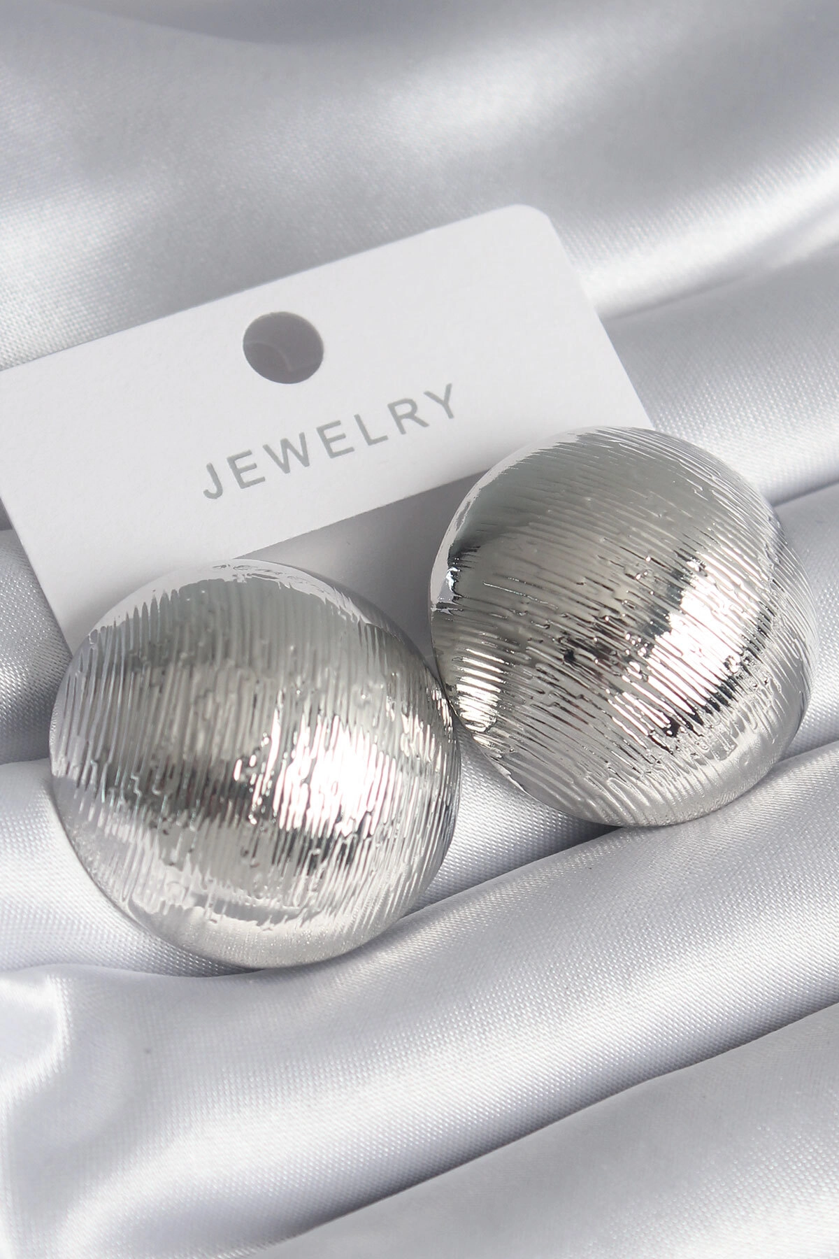 Pirinç Gümüş Renk İşleme Detay Daire Model Kadın Küpe-0