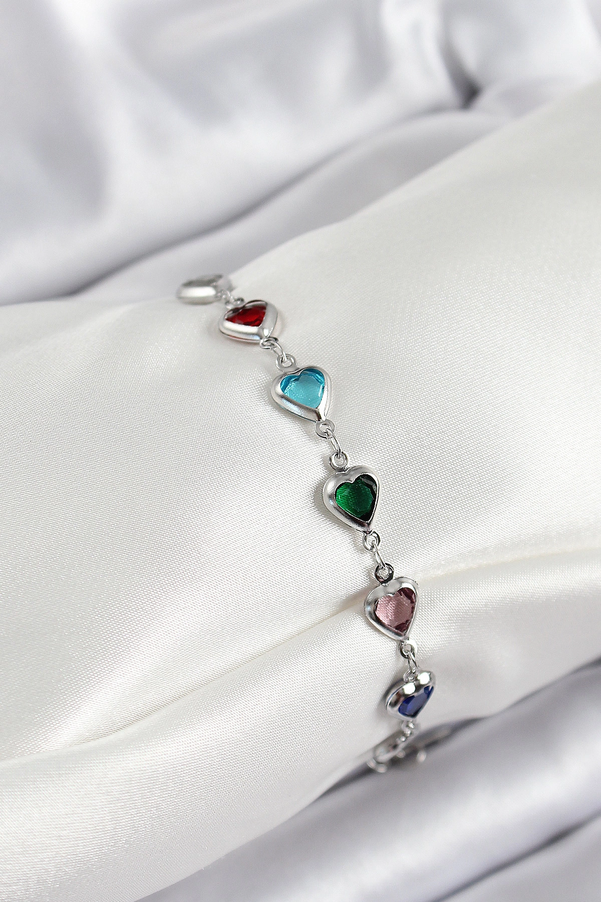 Pirinç Gümüş Renk Karışık Renk Kalp Zirkon Taşlı Kadın Bileklik-0