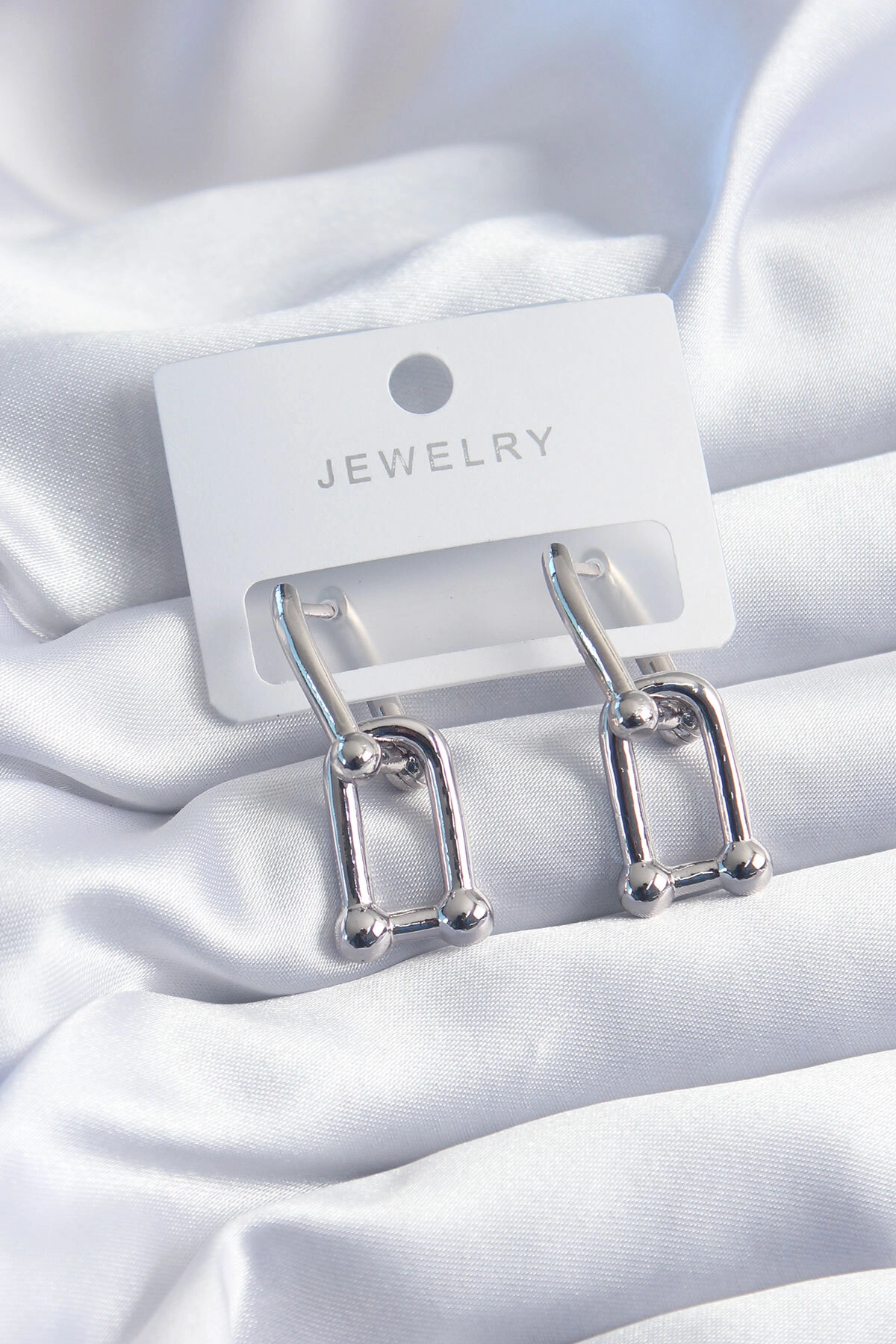 Pirinç Gümüş Renk Model Kadın Küpe-0