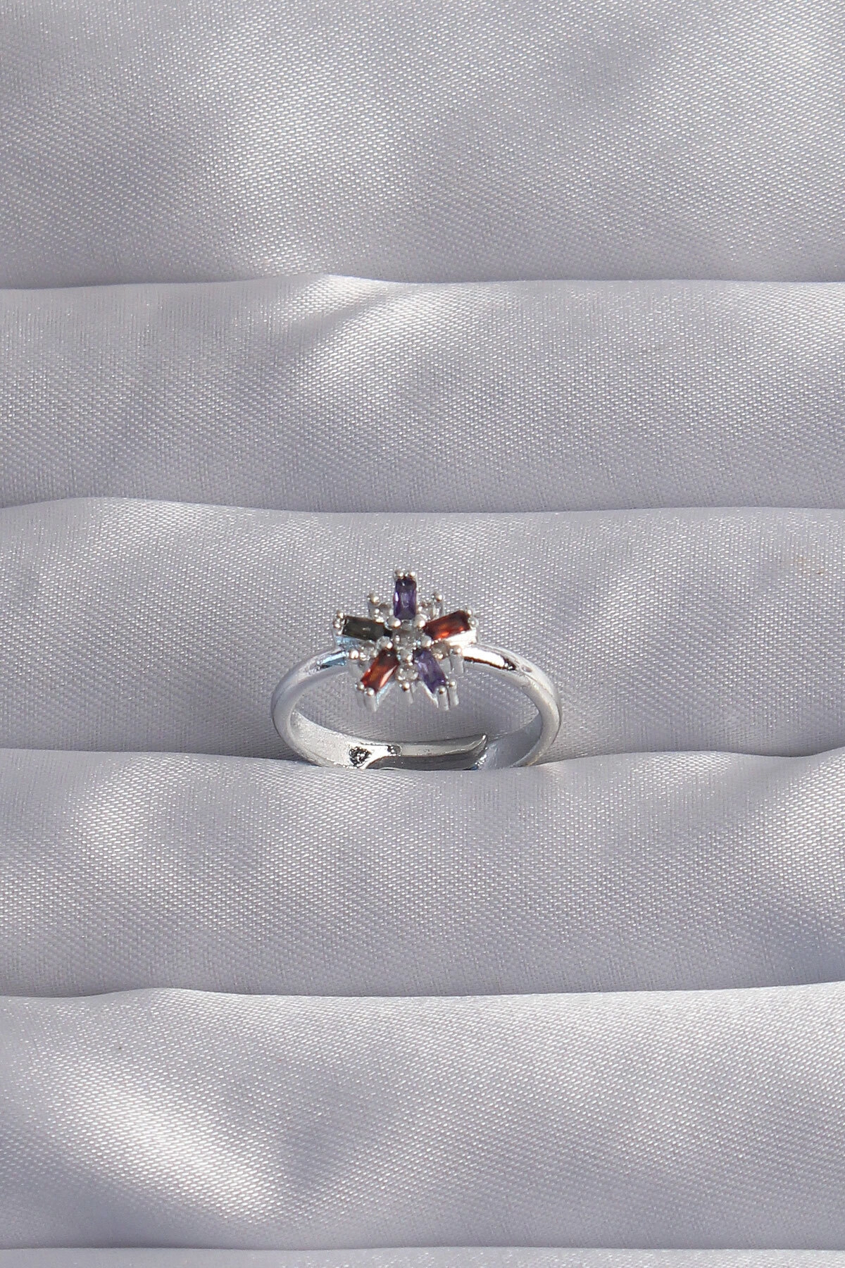 Pirinç Gümüş Renk Renkli Zirkon Taşlı Ayarlamalı Yüzük-0