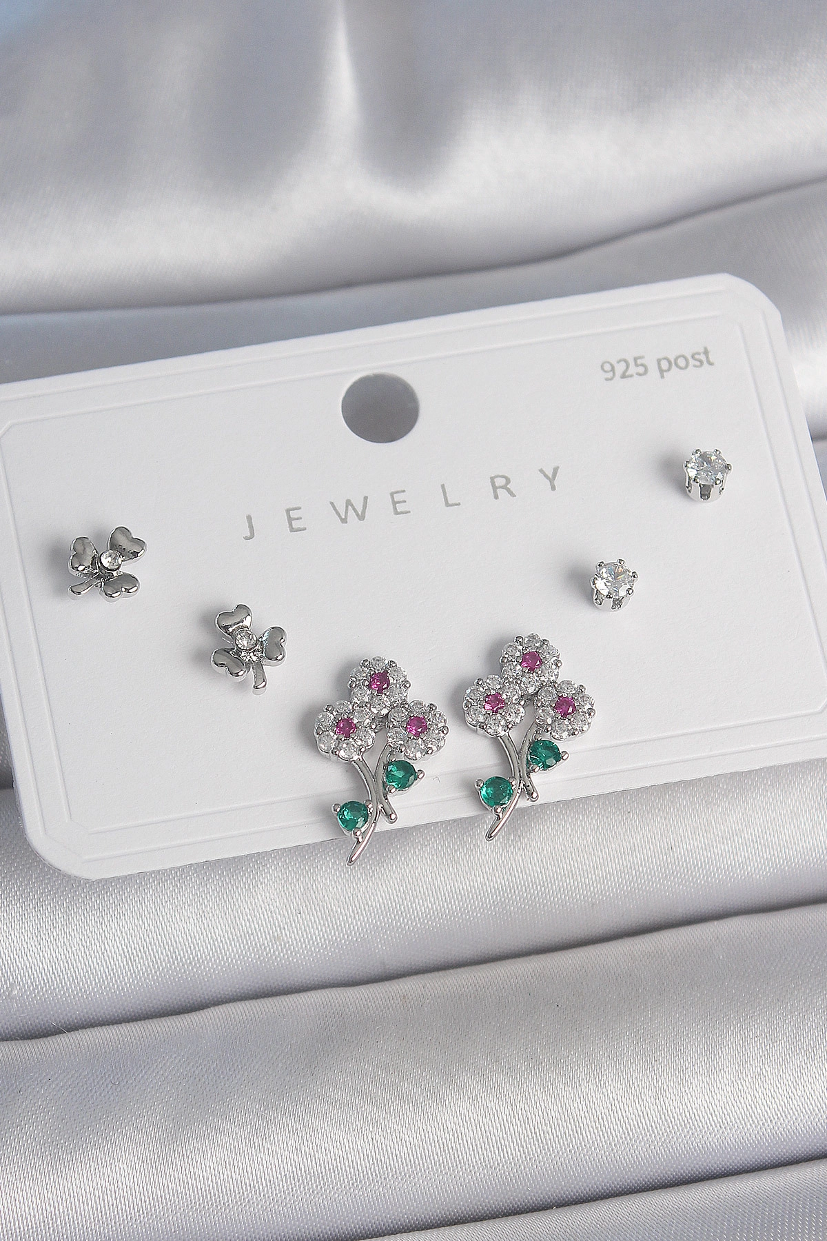 Pirinç Gümüş Renk Renkli Zirkon Taşlı Çiçek Model Yaprak Detay 925 Ayar Gümüş Çivi Kadın Küpe Seti-0