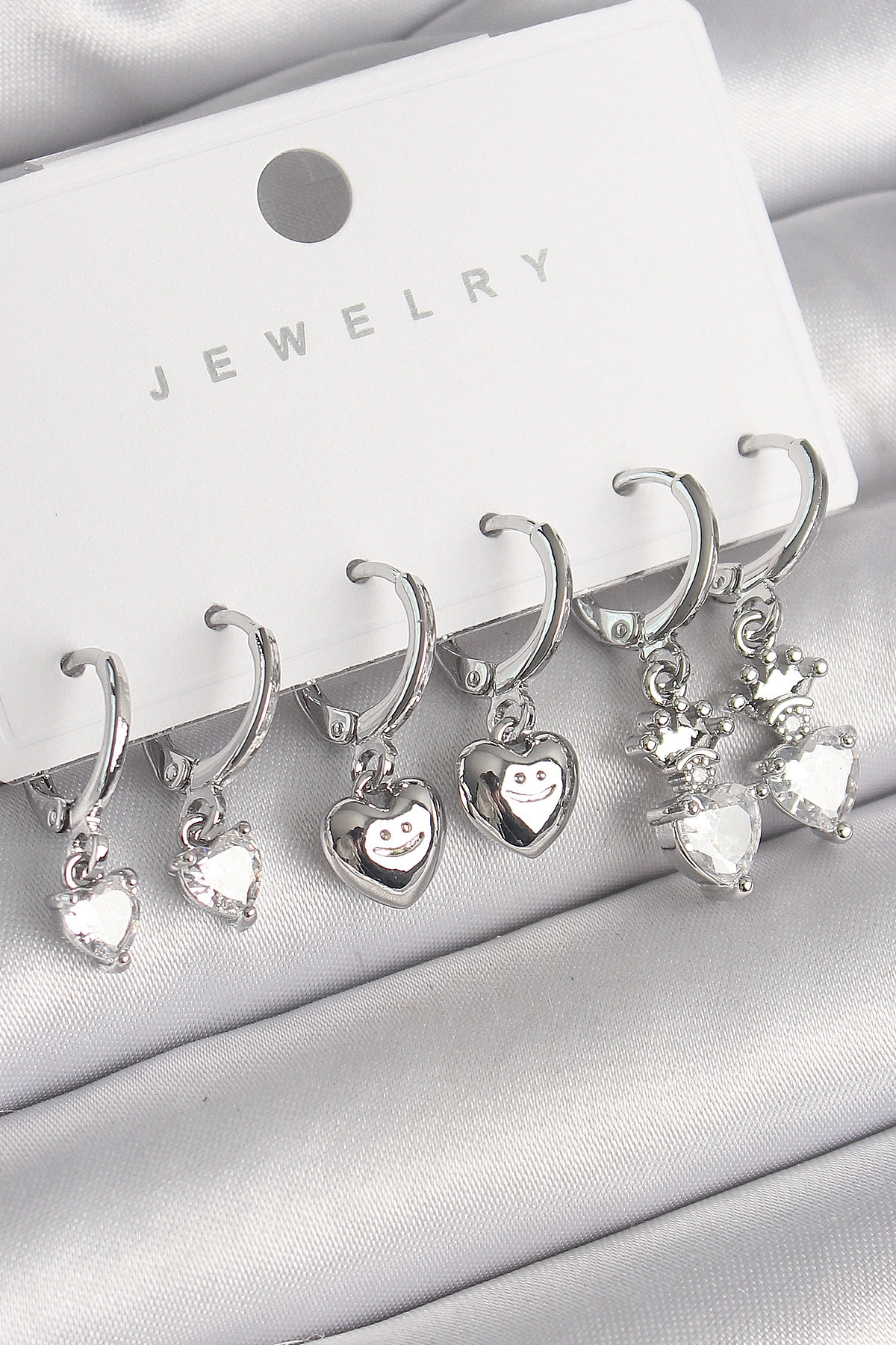 Pirinç Gümüş Renk Sallantı Zirkon Taşlı Kalp Model Taç Detay Kadın Küpe Seti-0