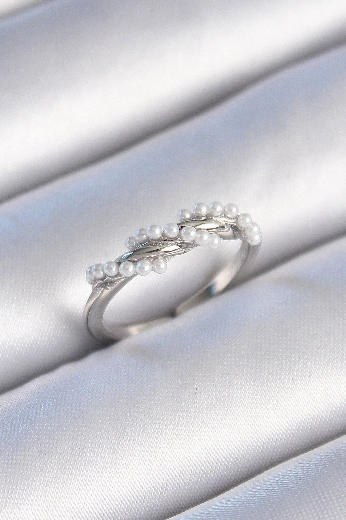 Pirinç Gümüş Renk Sarmal İnci Model Kadın Yüzük-0