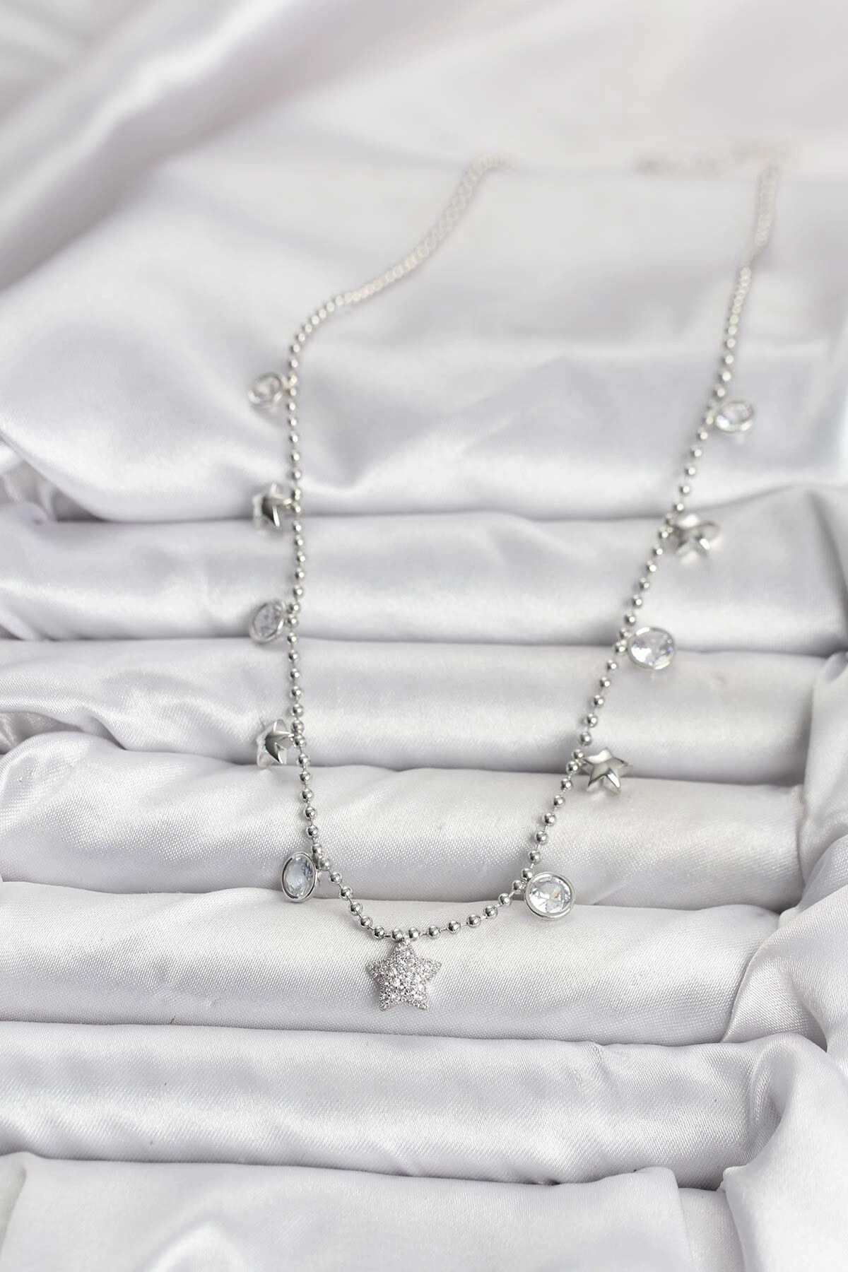 Pirinç Gümüş Renk Yıldız Model Kadın Kolye-1