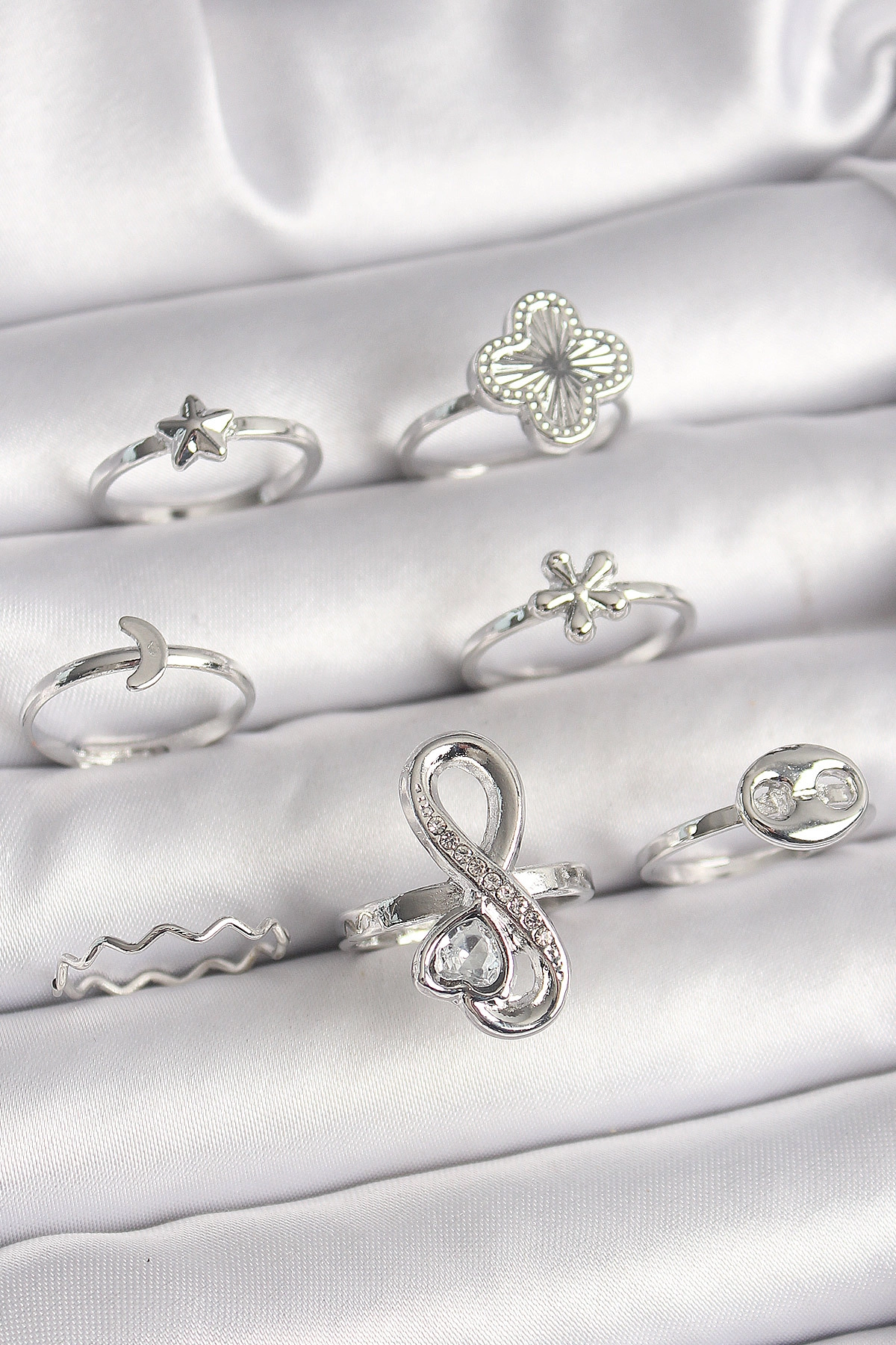 Pirinç Gümüş Renk Yonca Figür Sonsuzluk Zirkon Taşlı Kalp Detay Kadın Yüzük Seti-0