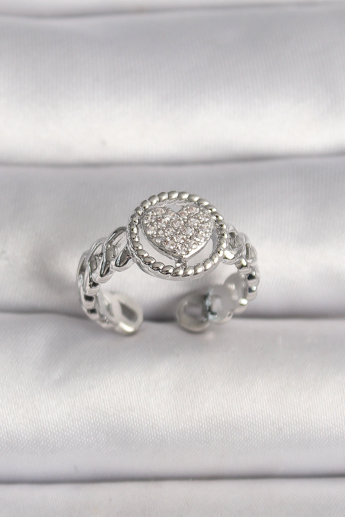 Pirinç Gümüş Renk Zincir Model Zirkon Taşlı Kalp Model Kadın Yüzük-0