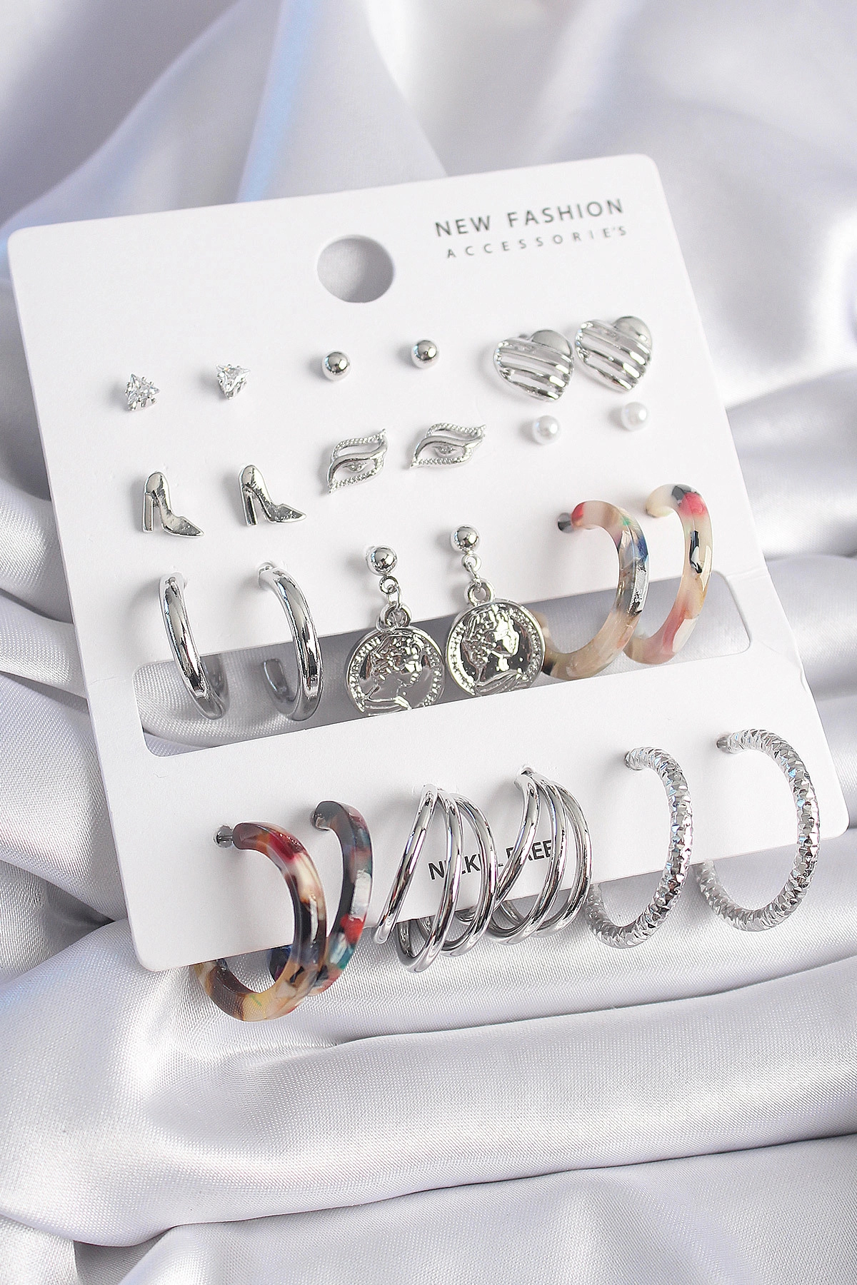 Pirinç Gümüş Renk Zirkon Taş Detaylı 12 Çift Kadın Küpe-0