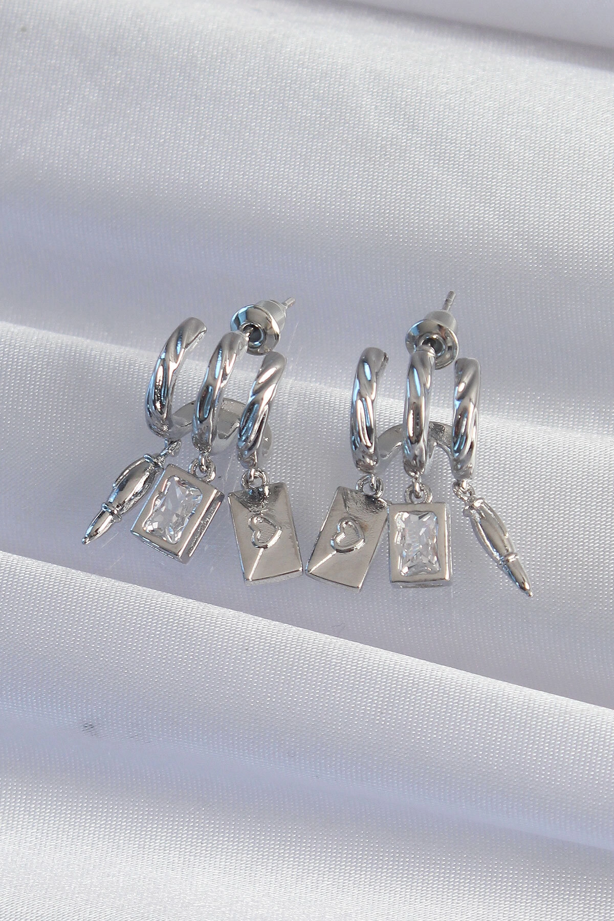 Pirinç Gümüş Renk Zirkon Taşlı Çoklu Aksesuarlı Yarım Halka Kaburga Küpe-1