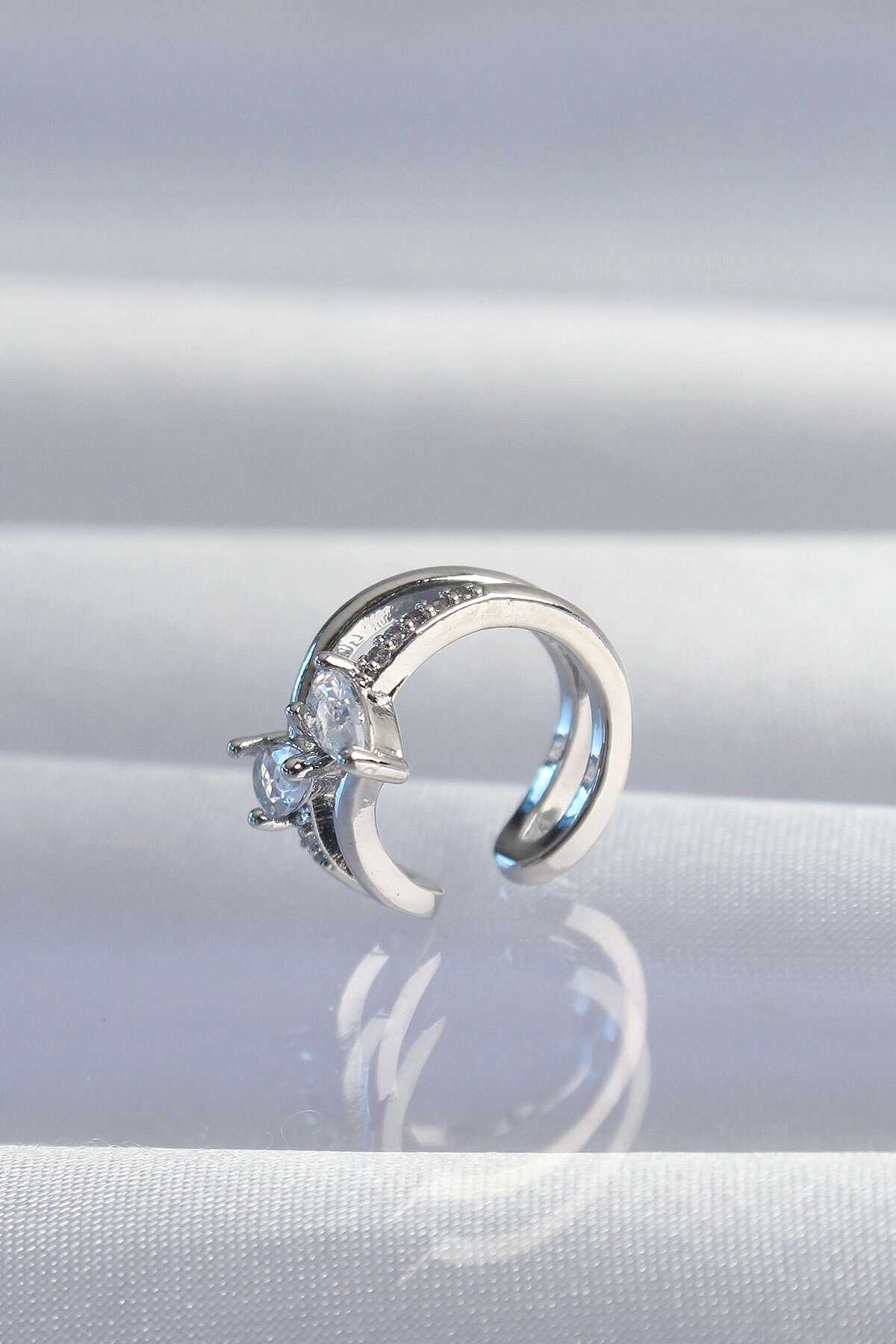 Pirinç Gümüş Renk Zirkon Taşlı Damla Earcuff Küpe-1