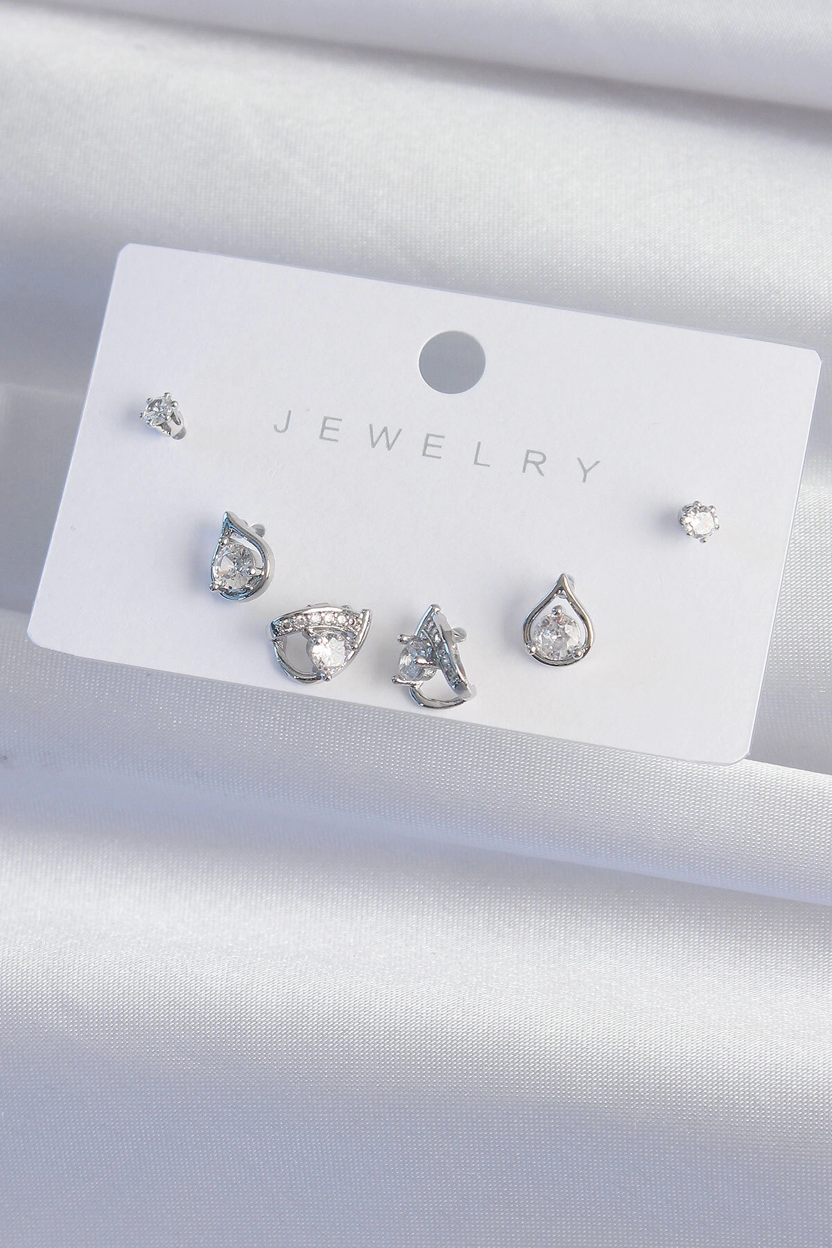 Pirinç Gümüş Renk Zirkon Taşlı Damla Model Küpe Seti-1