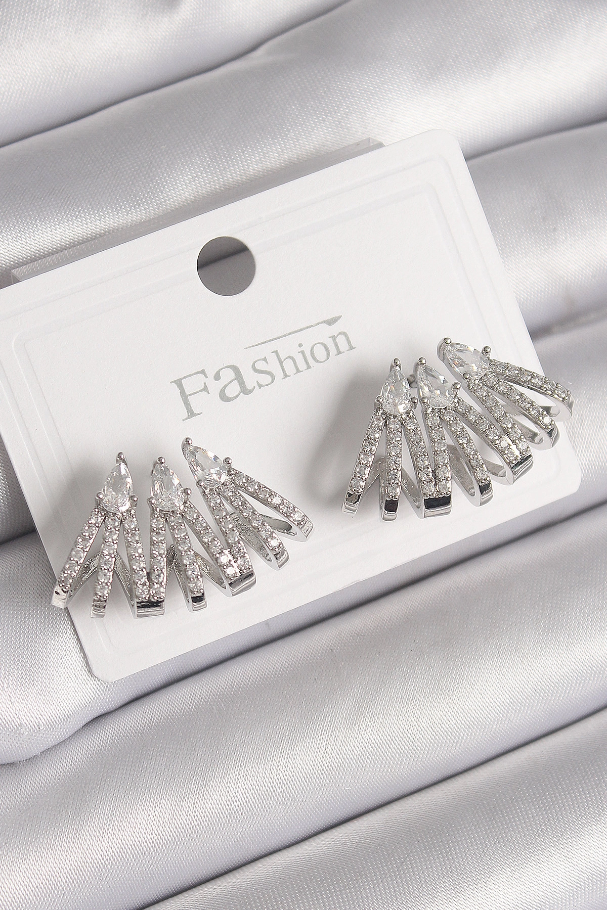 Pirinç Gümüş Renk Zirkon Taşlı Deniz Kabuğu Model Kadın Küpe-0