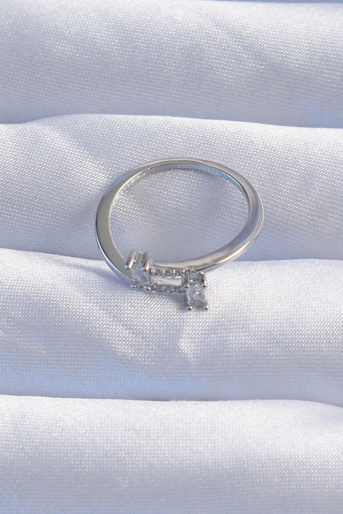 Pirinç Gümüş Renk Zirkon Taşlı Geometrik Ayarlanabilir Yüzük-1