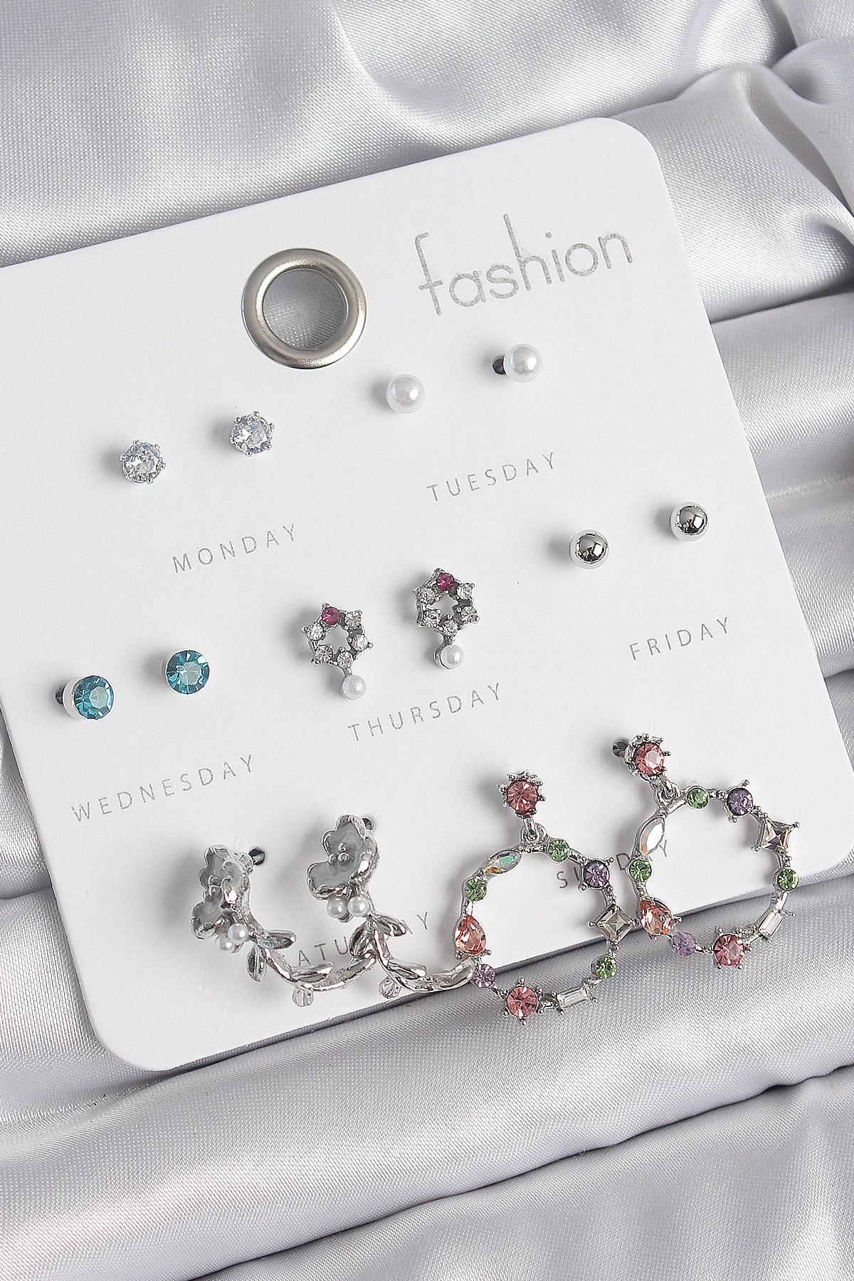 Pirinç Gümüş Renk Zirkon Taşlı Gül Figür Halka Model 7 Çift Kadın Küpe Seti-0