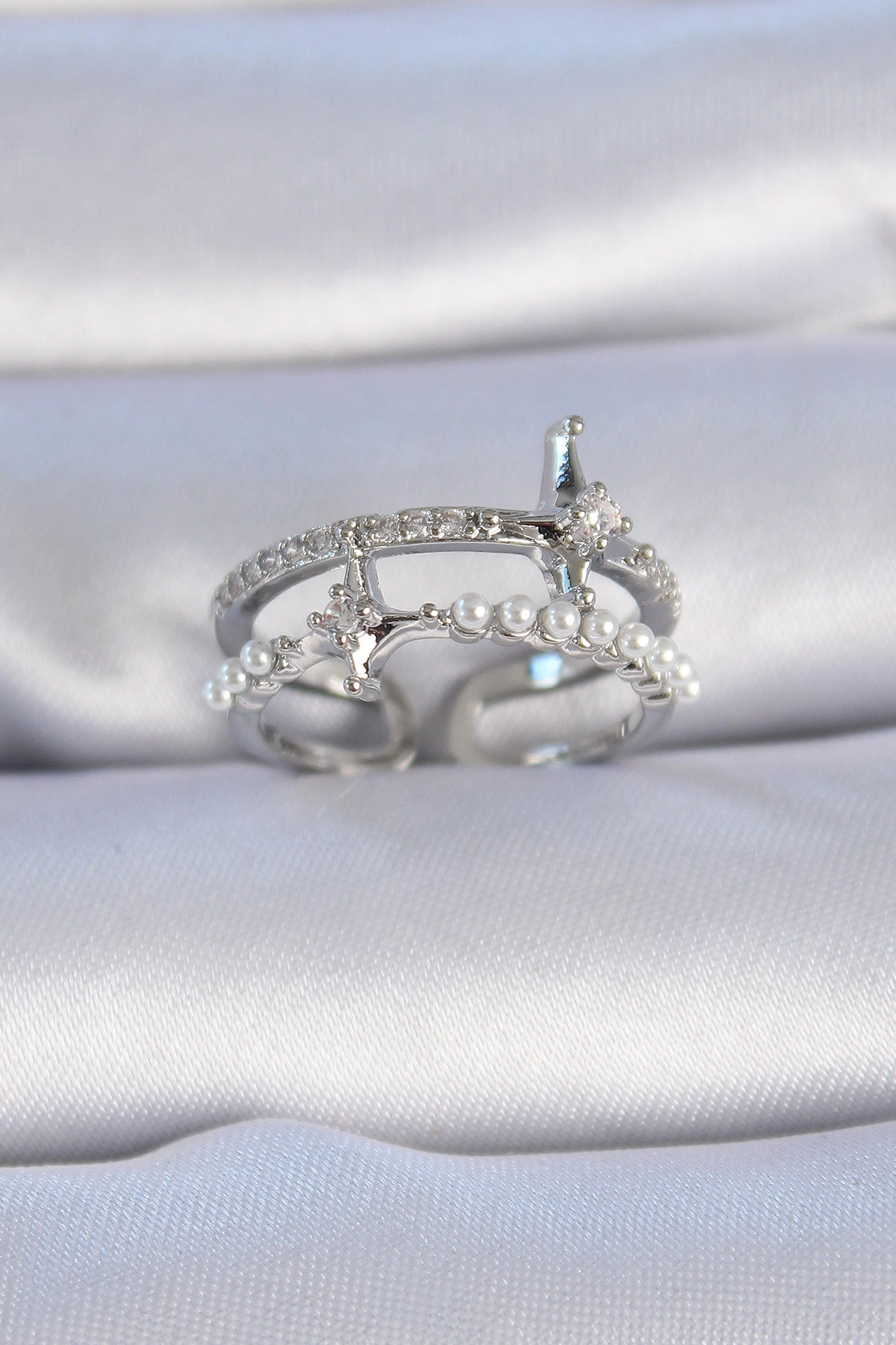 Pirinç Gümüş Renk Zirkon Taşlı İnci Detay Kutup Yıldızı Model Kadın Yüzük-0