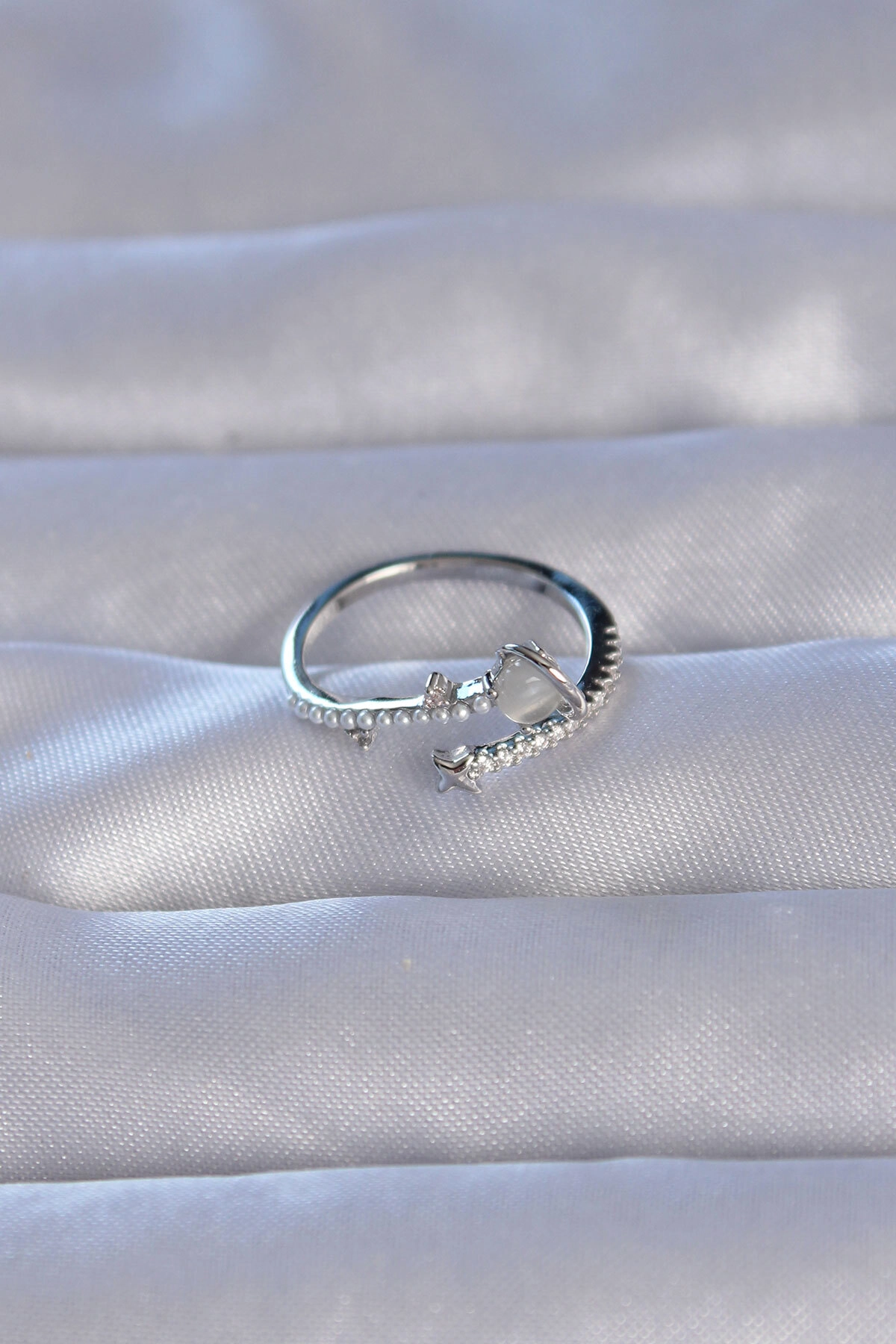 Pirinç Gümüş Renk Zirkon Taşlı İncili Satürn Model Ayarlanabilir Yüzük-1