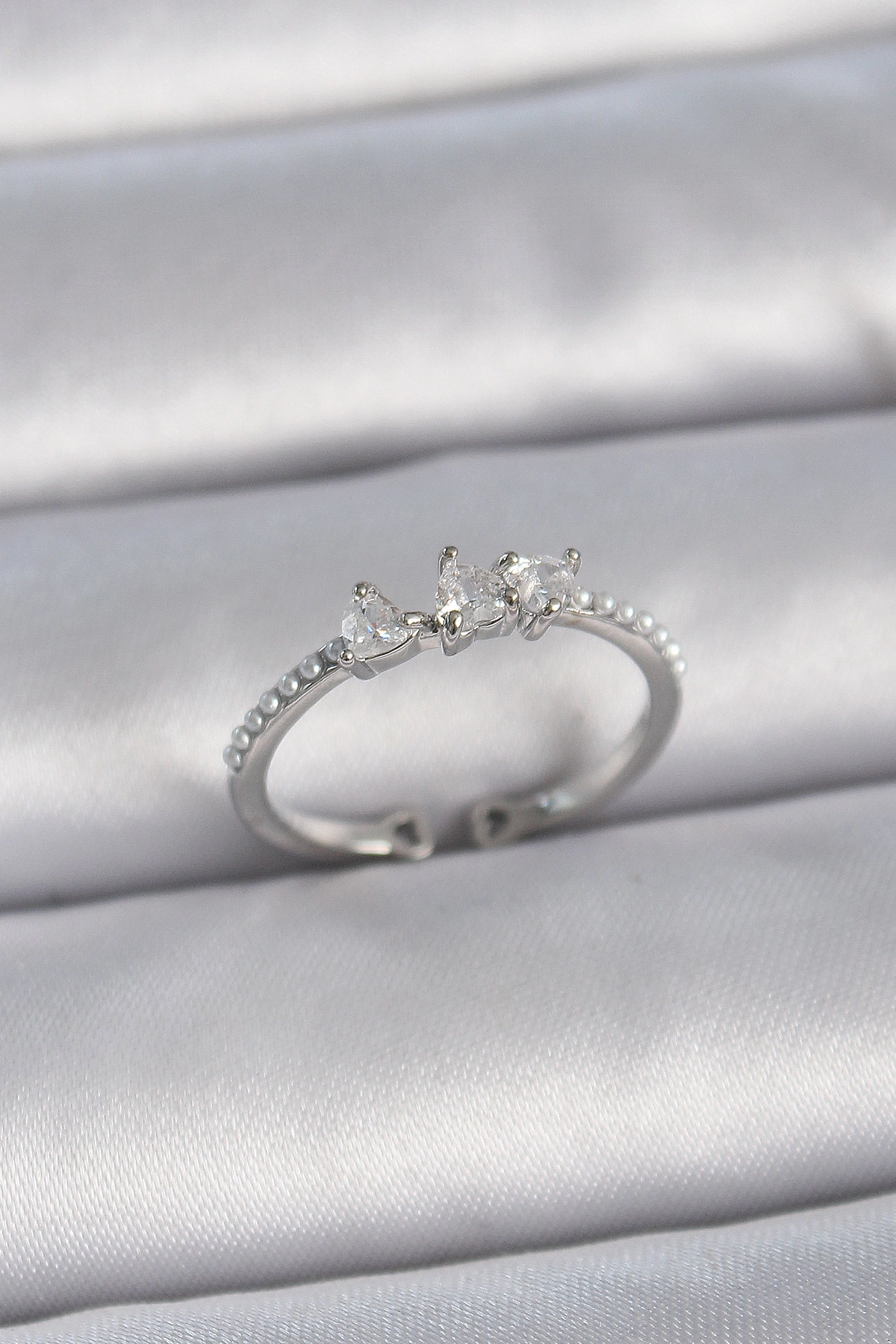 Pirinç Gümüş Renk Zirkon Taşlı Kalp İnci Detay Ayarlanabilir Model Kadın Yüzük-0