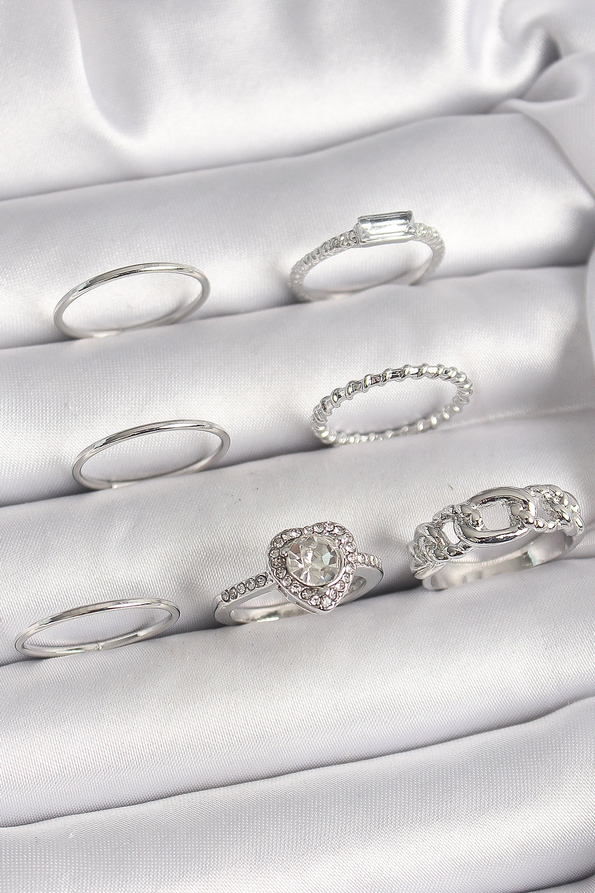 Pirinç Gümüş Renk Zirkon Taşlı Kalp Model Kadın Yüzük Seti-0