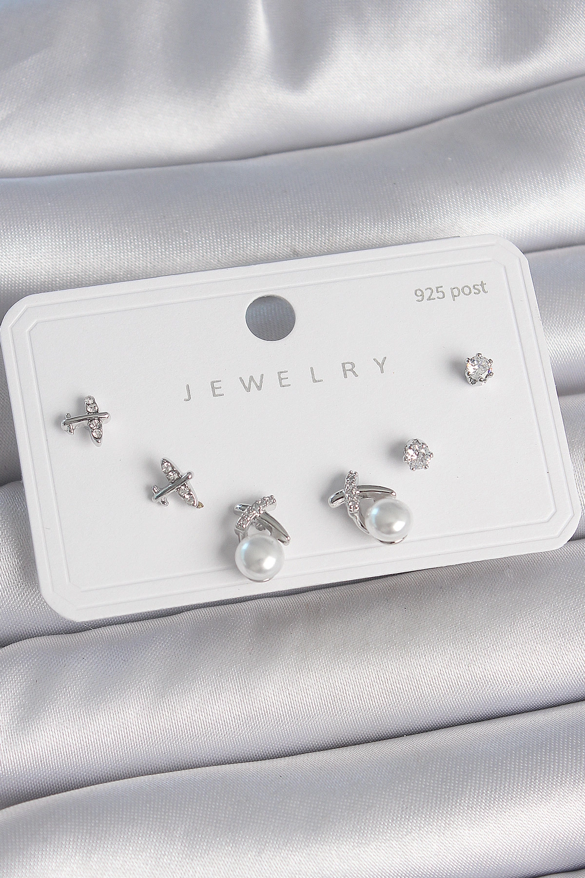 Pirinç Gümüş Renk Zirkon Taşlı Kelebek Model İnci Detay 925 Ayar Gümüş Çivi Kadın Küpe Seti-0