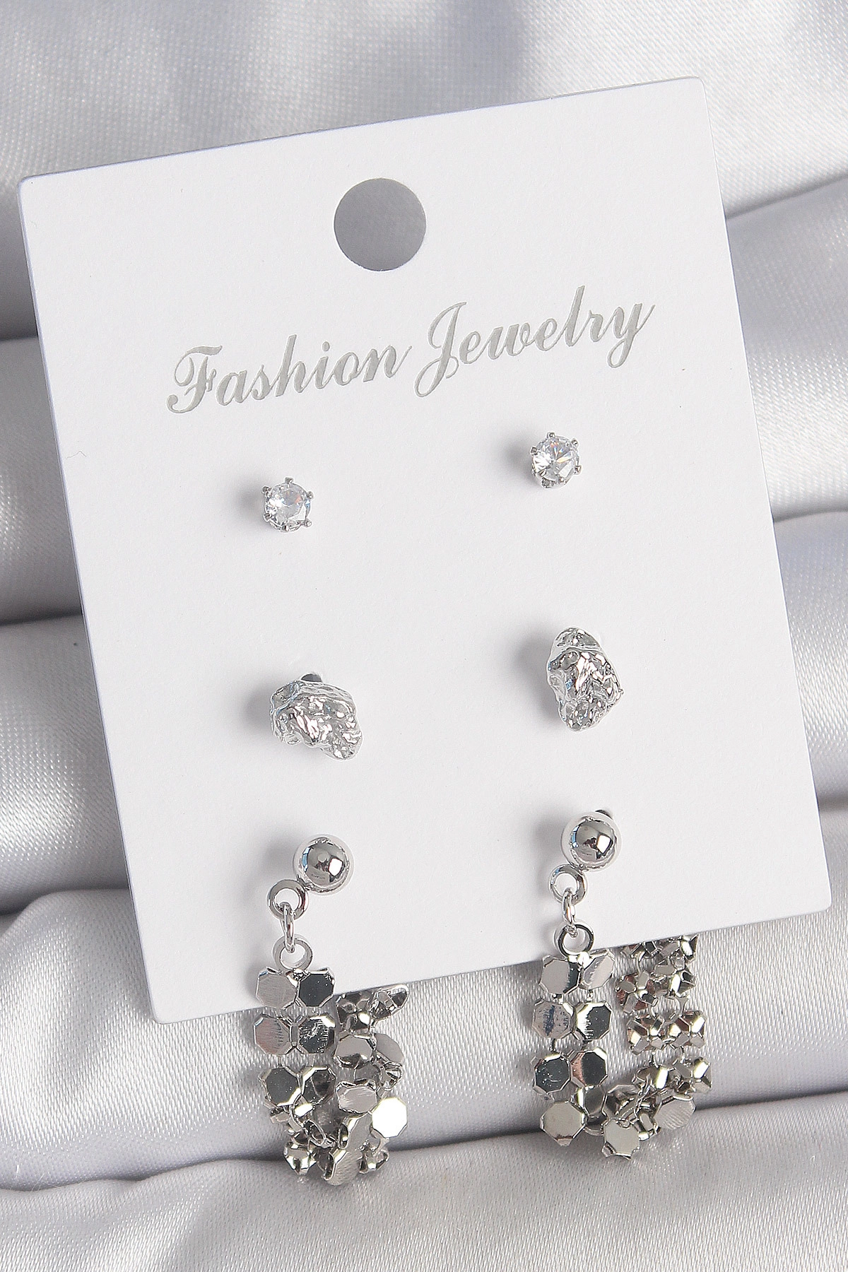 Pirinç Gümüş Renk Zirkon Taşlı Pullu Sallantılı Model 3 Çift Kadın Küpe Seti-0