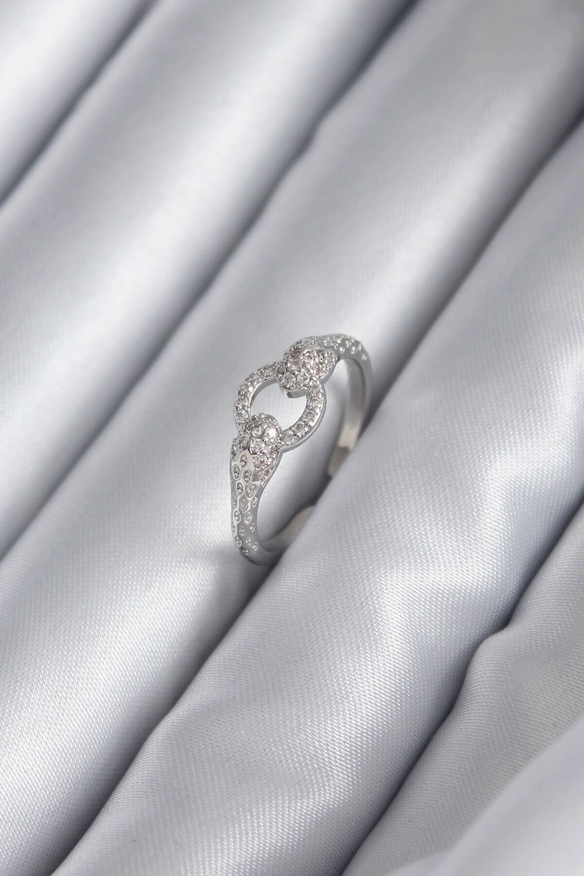 Pirinç Gümüş Renk Zirkon Taşlı Yılan Model Kadın Yüzük-0