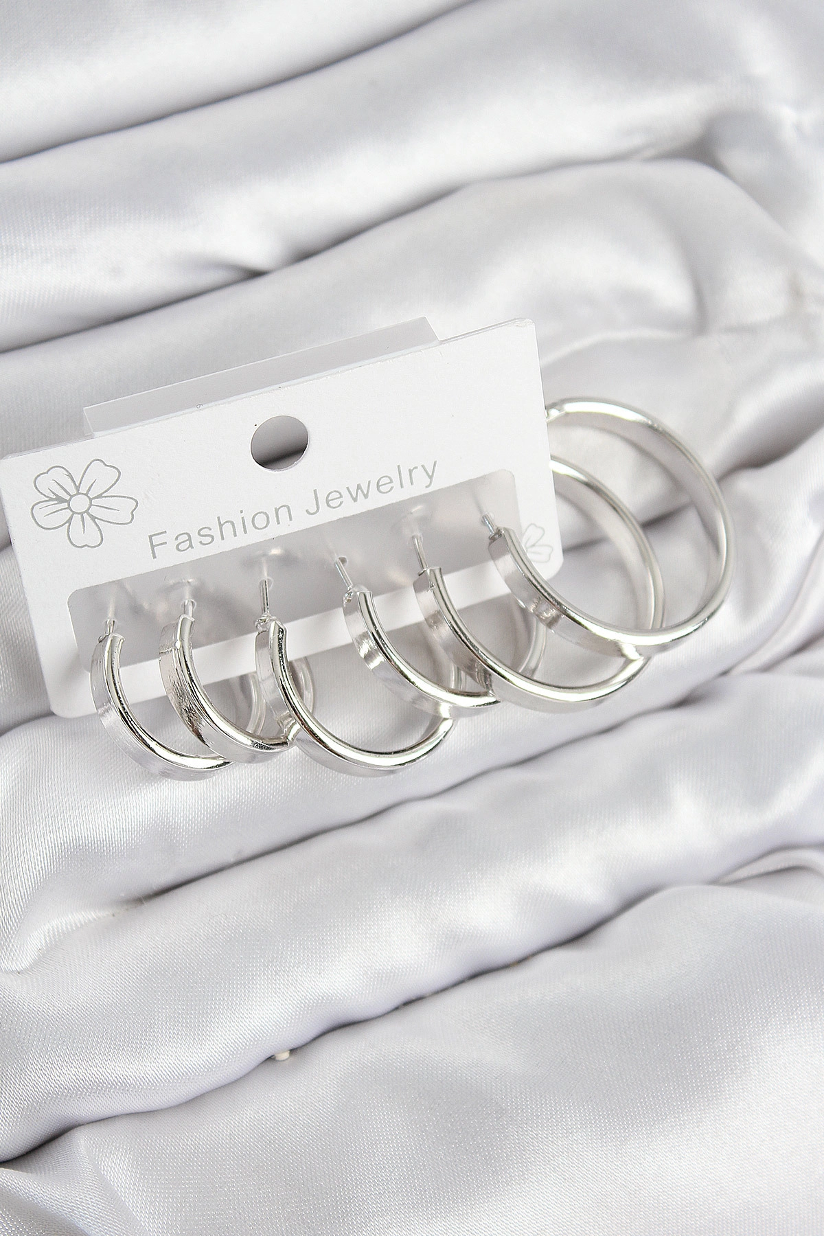 Pirinç Halka Model Gümüş Renk Kadın Set Küpe-0