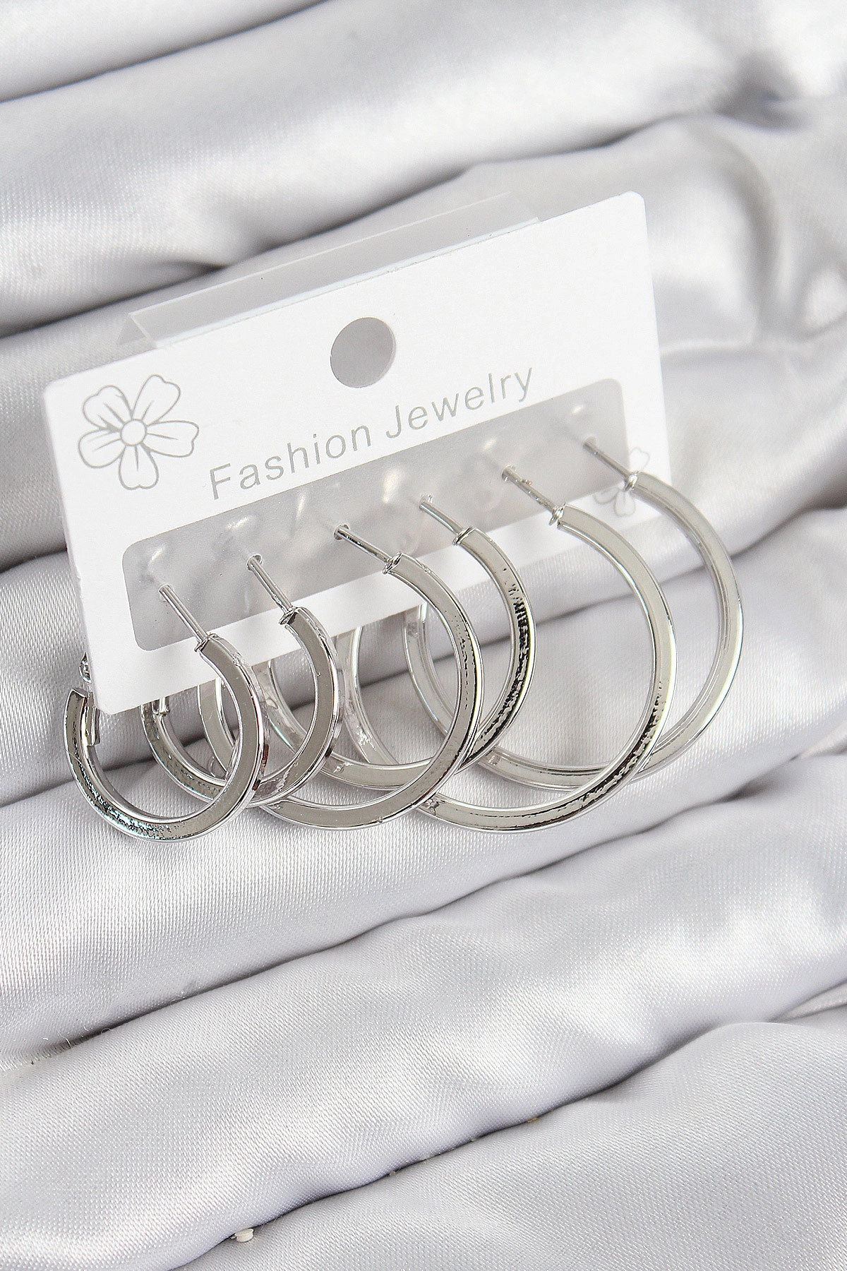 Pirinç Halka Model Gümüş Renk Kadın Set Küpe-0