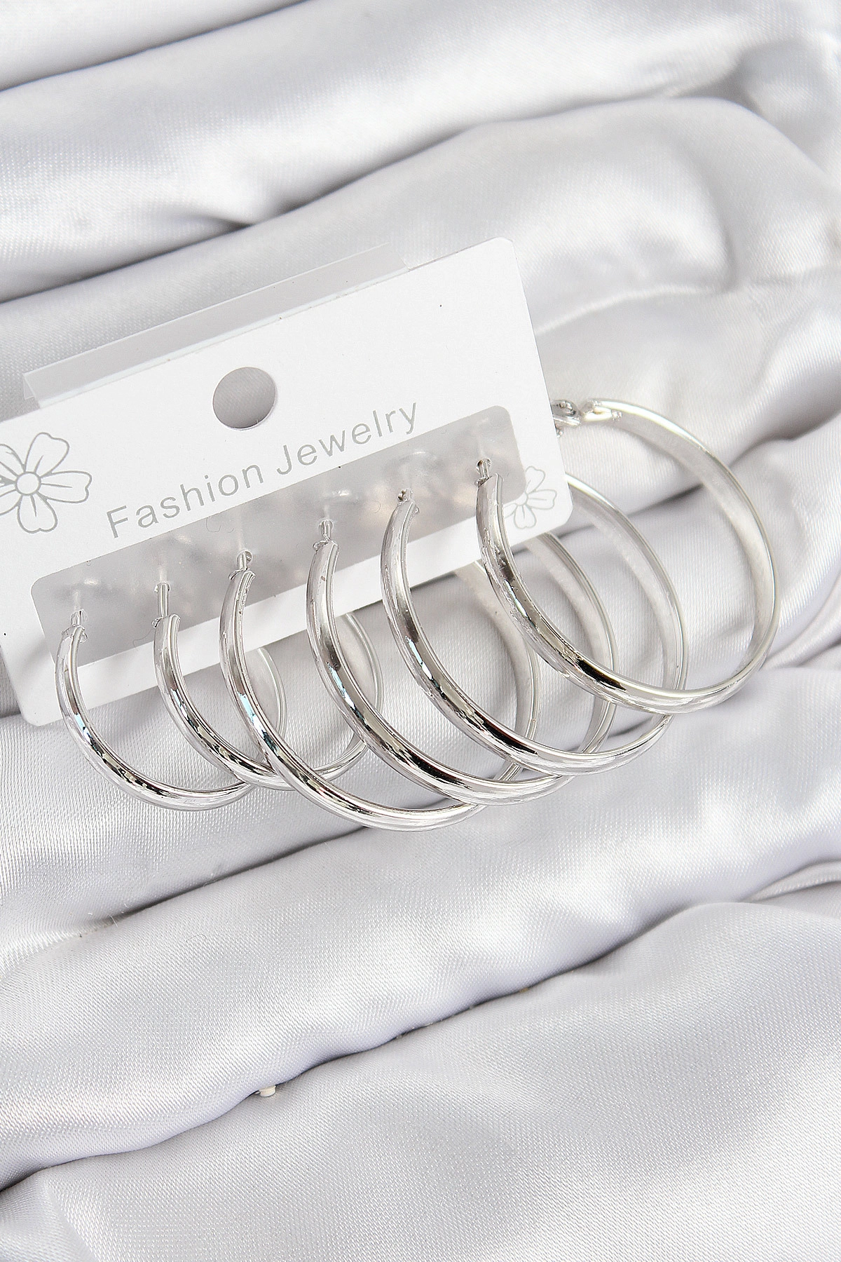 Pirinç Halka Model Gümüş Renk Kadın Set Küpe-0