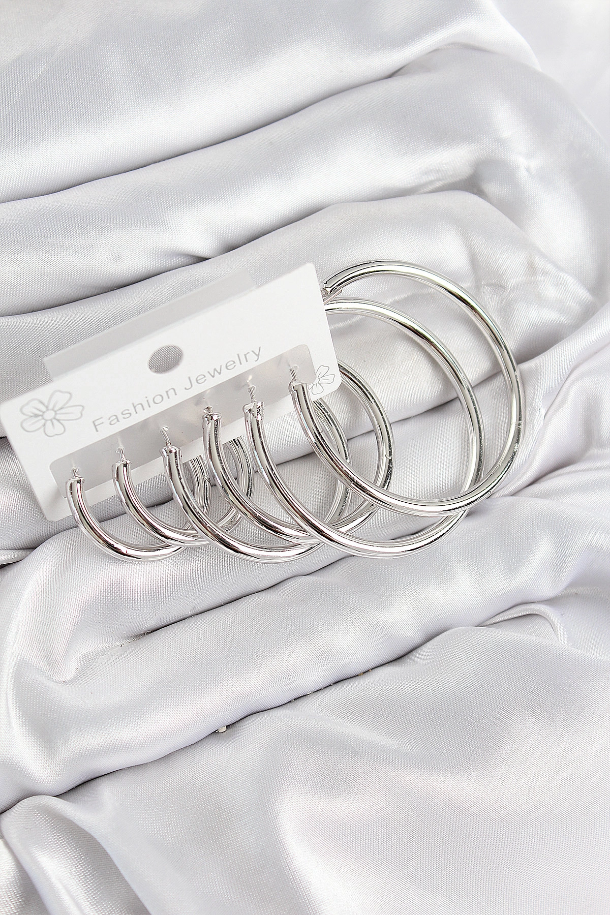 Pirinç Halka Model Gümüş Renk Kadın Set Küpe-0