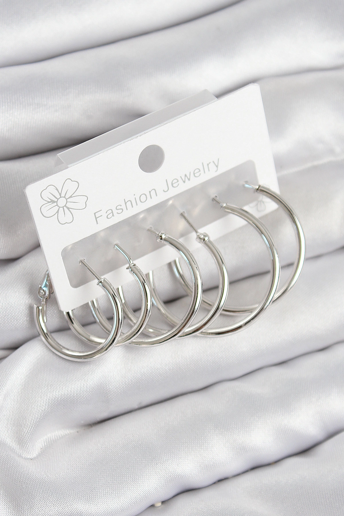 Pirinç Halka Model Gümüş Renk Kadın Set Küpe-0