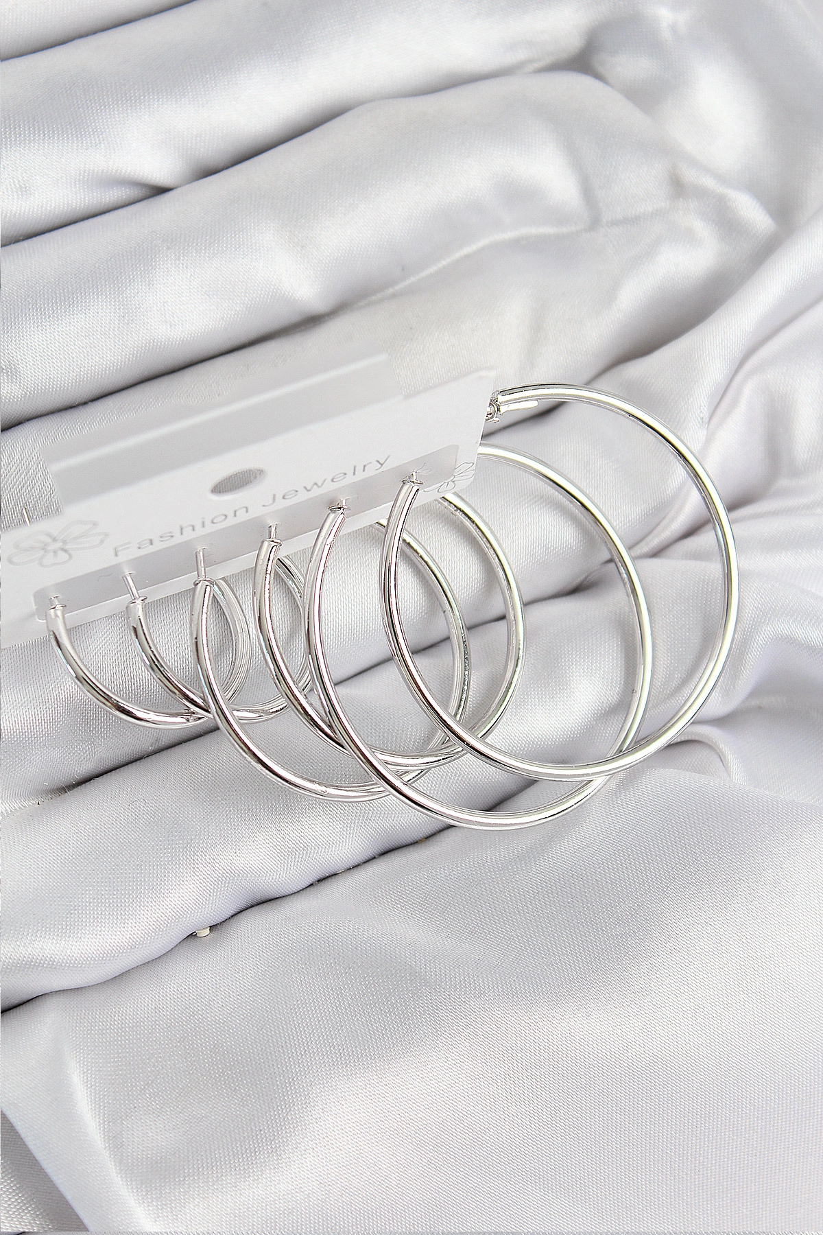 Pirinç Halka Model Gümüş Renk Kadın Set Küpe-0