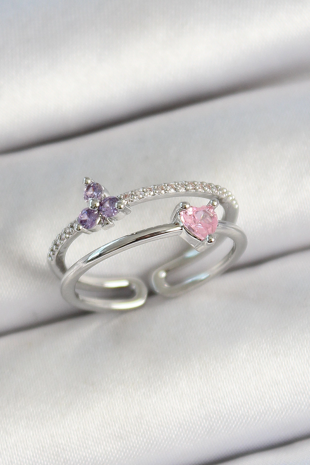 Pirinç Kalp Ve Çiçek Figürlü Zirkon Taşlı Gümüş Renk Ayarlanabilir Kadın Yüzük-0