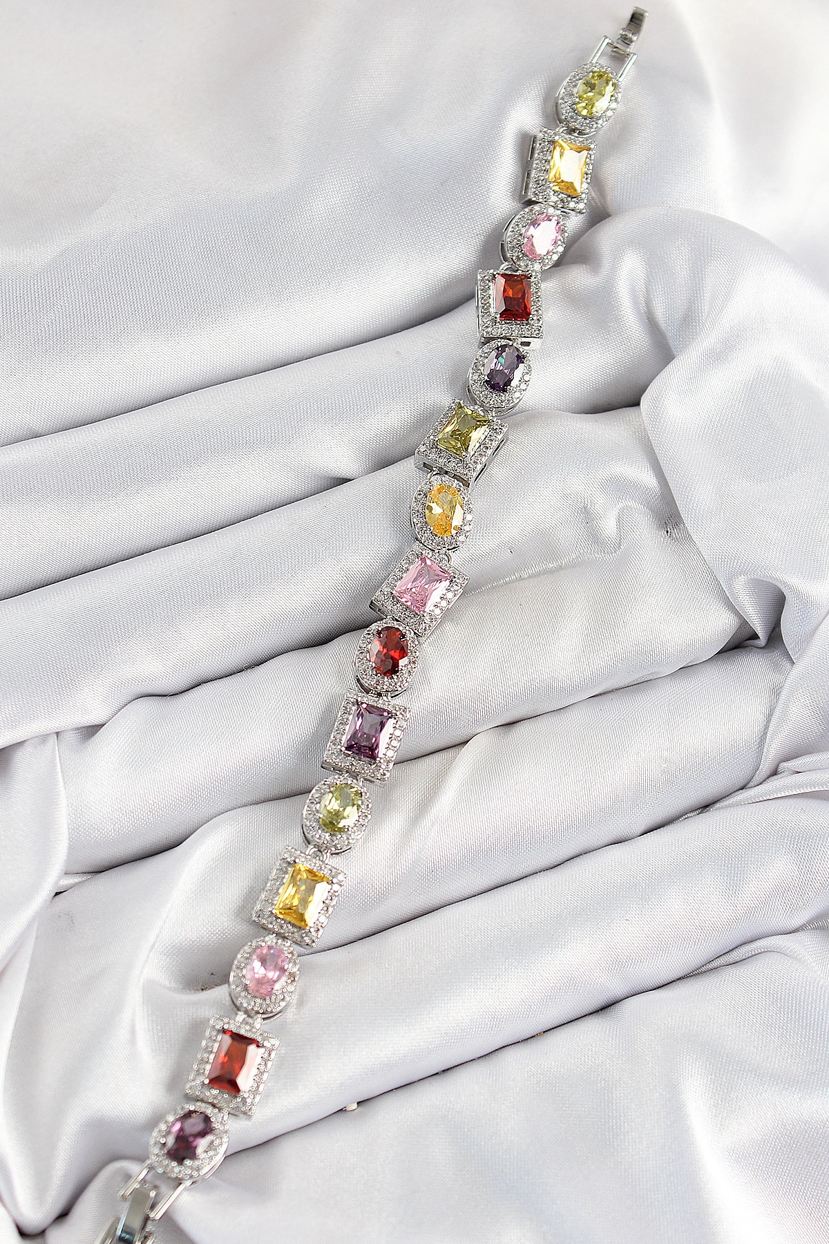 Pirinç Karışık Zirkon Taşlı Baget Model Gümüş Renk VIP Seri Kadın Bileklik-1