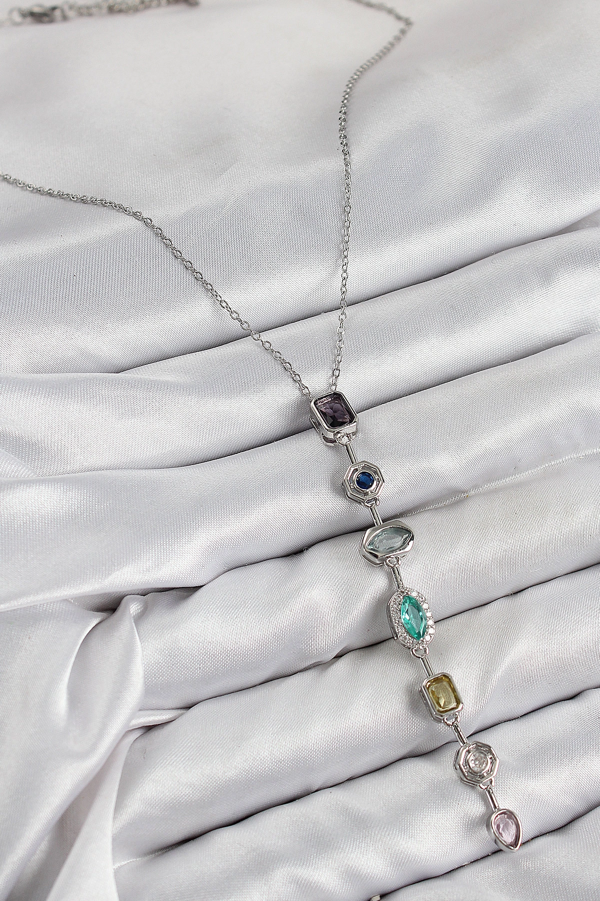 Pirinç Renkli Zirkon Taşlı Model Gümüş Renk Kadın Y Kolye-1